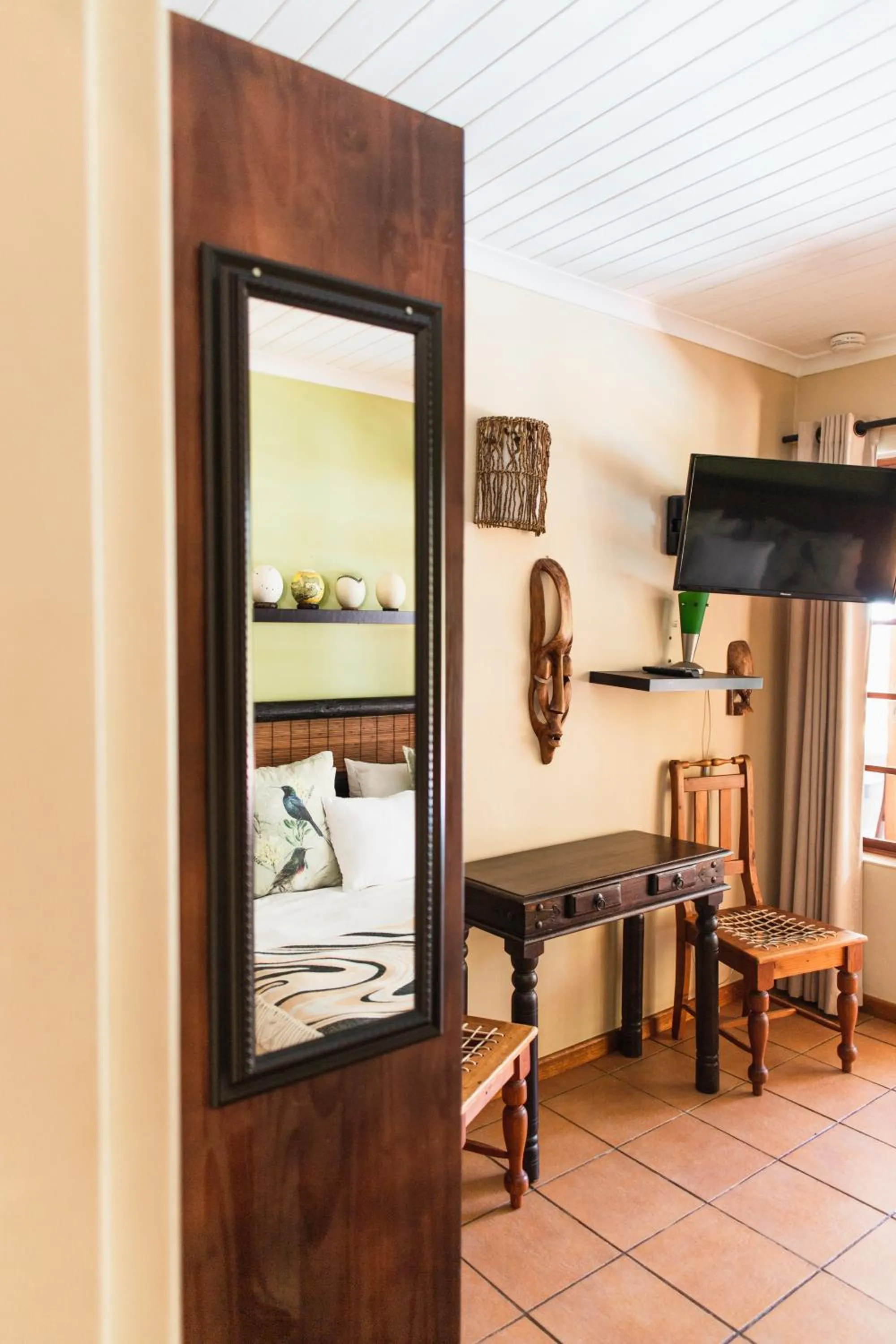 Photo of the whole room in Khashamongo B & B