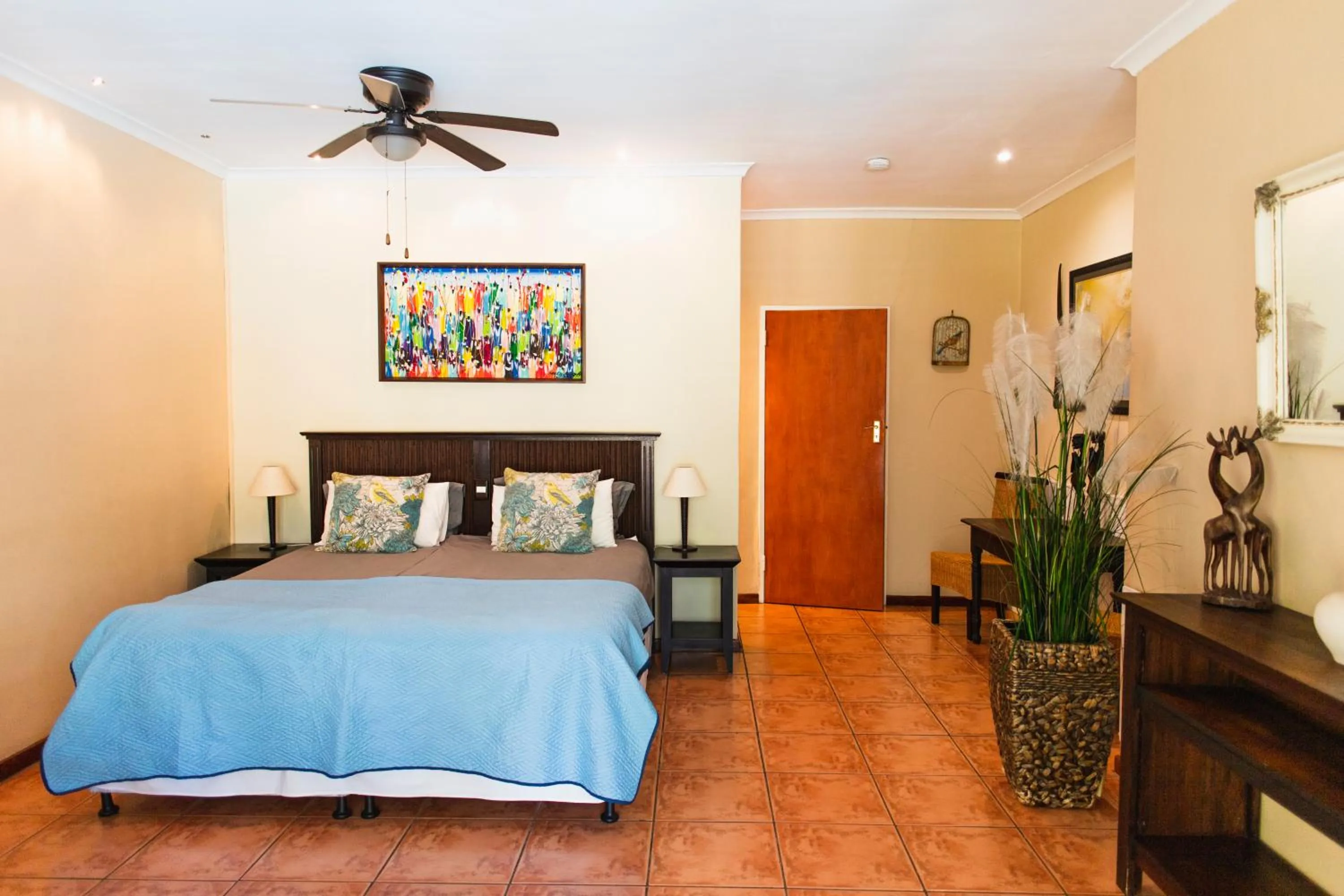 Photo of the whole room, Bed in Khashamongo B & B