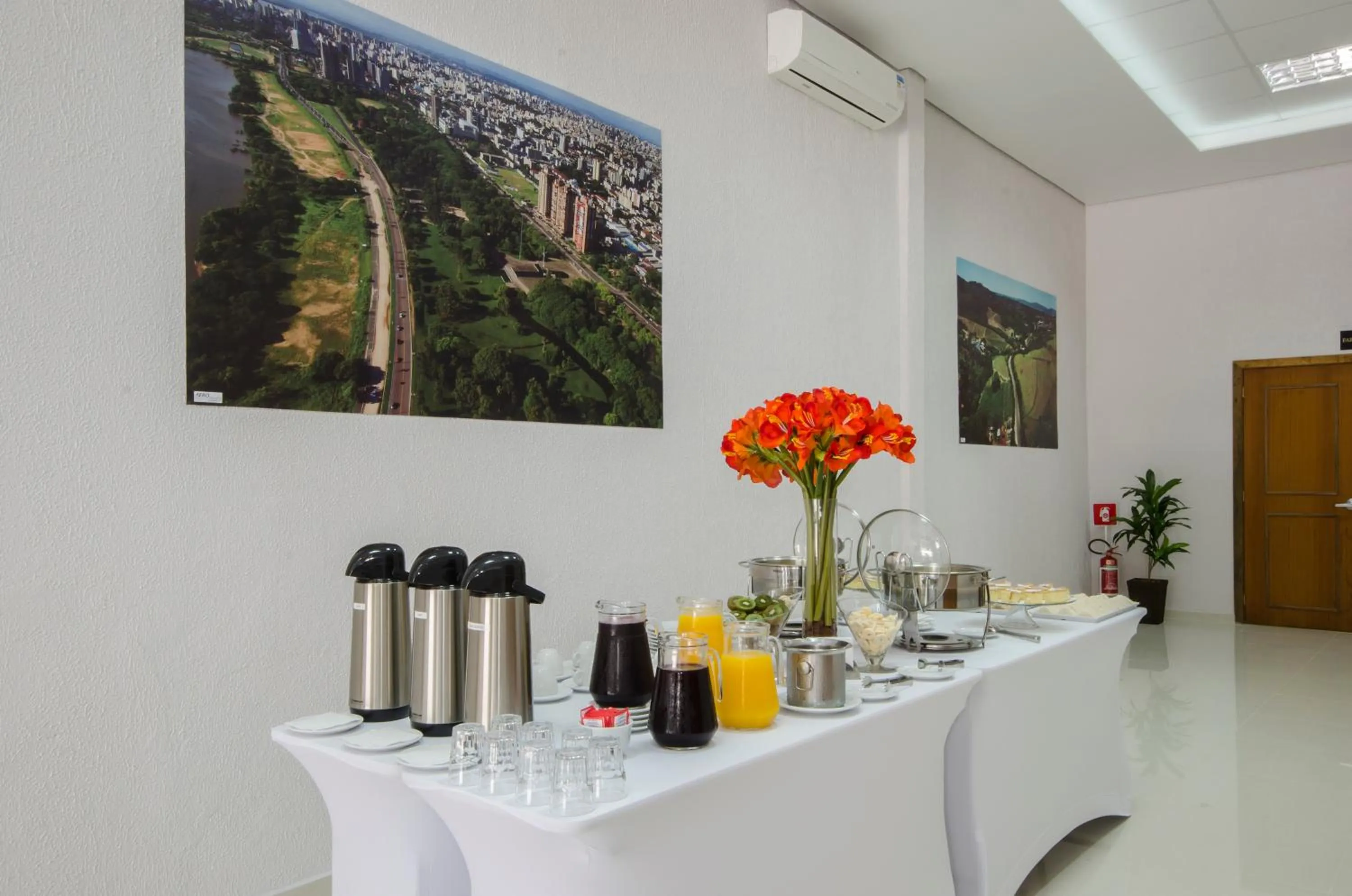 Food and drinks in Açores Premium- 5 Minutos do Moinhos de Vento