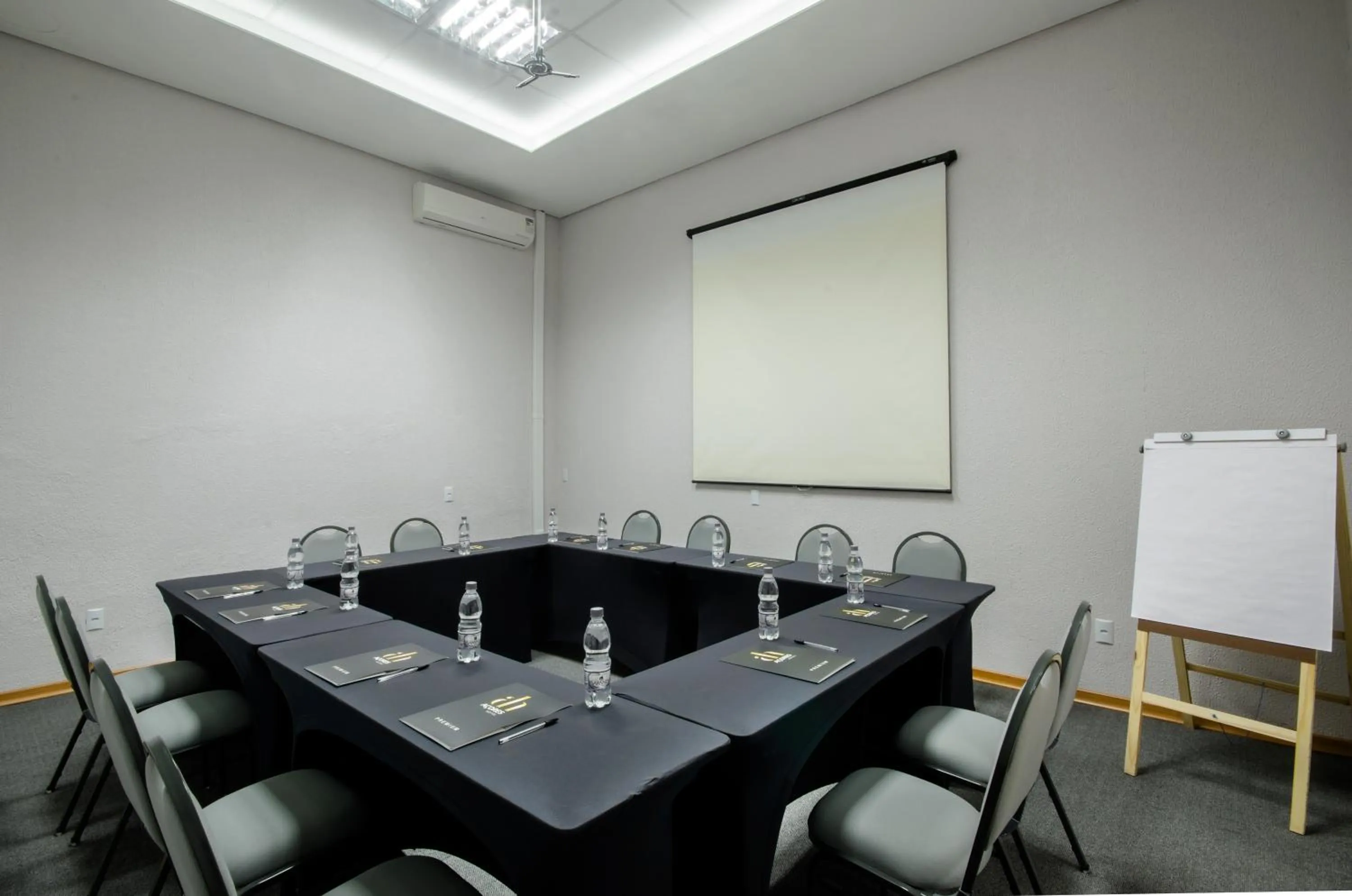Meeting/conference room in Açores Premium- 5 Minutos do Moinhos de Vento