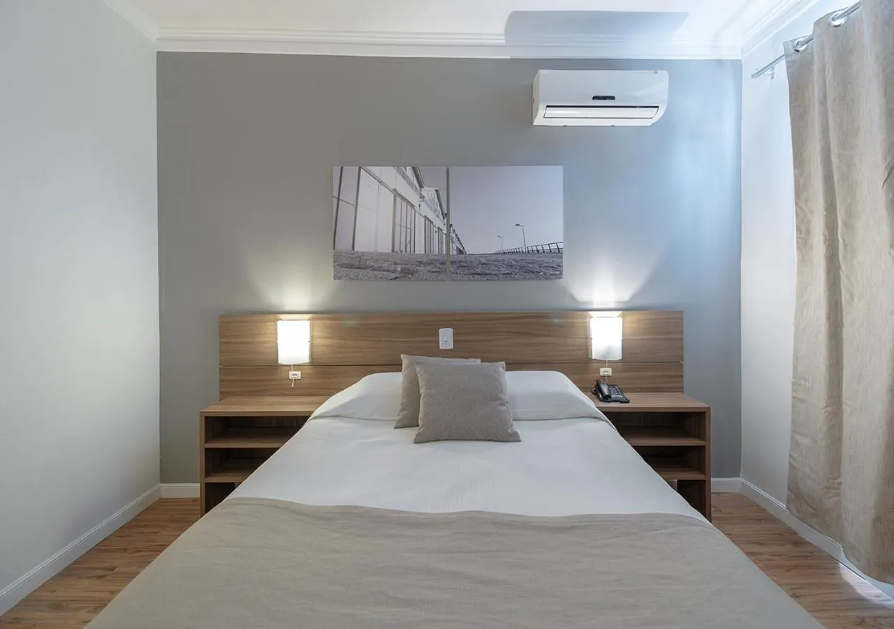 Photo of the whole room, Bed in Açores Premium- 5 Minutos do Moinhos de Vento