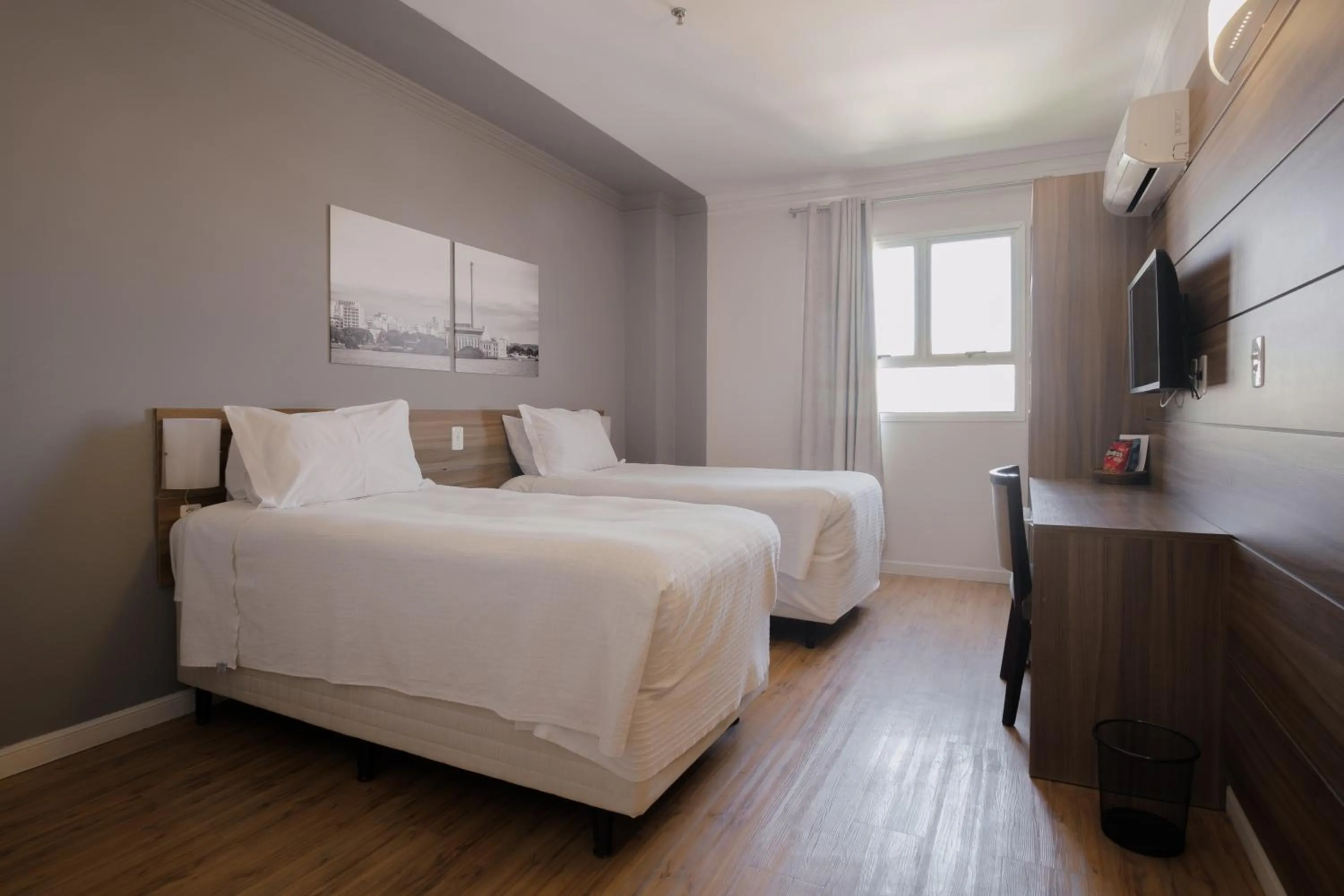 Bedroom, Bed in Açores Premium- 5 Minutos do Moinhos de Vento