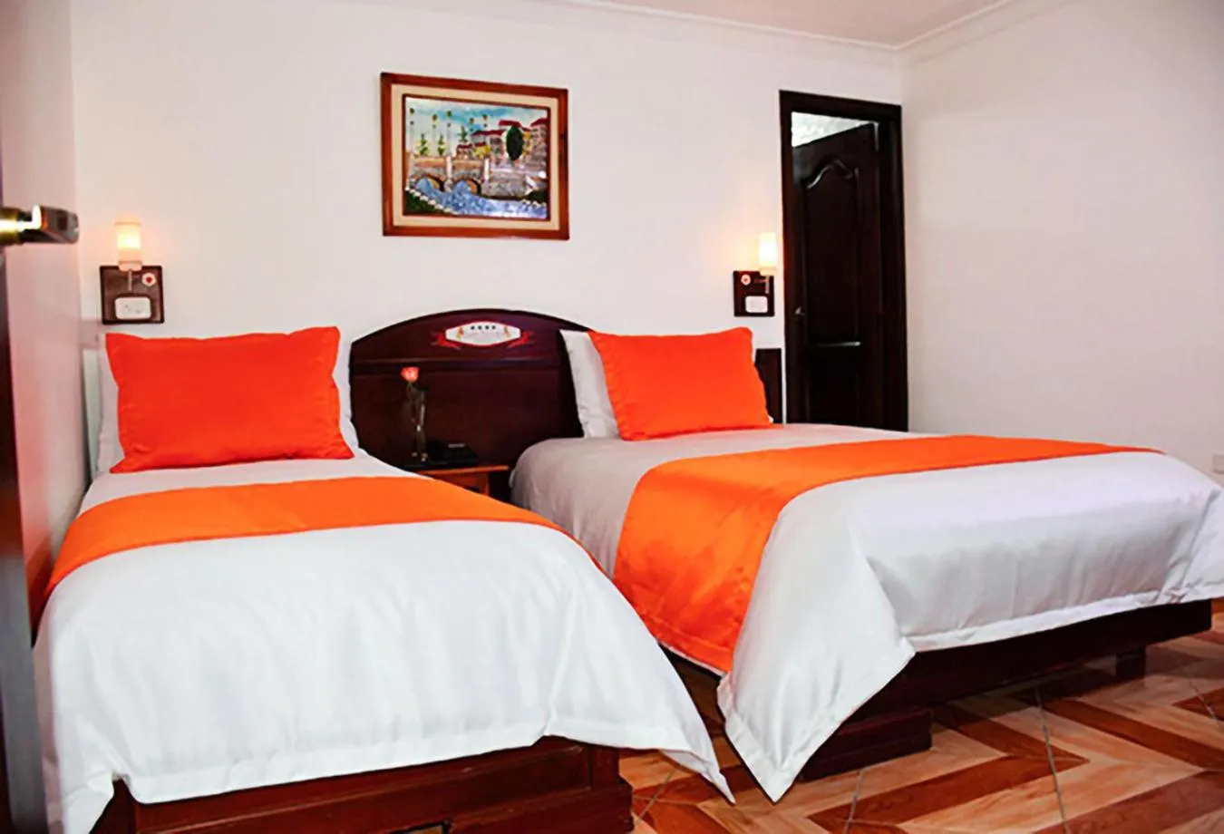 Bedroom, Bed in Hotel Plaza Victoria