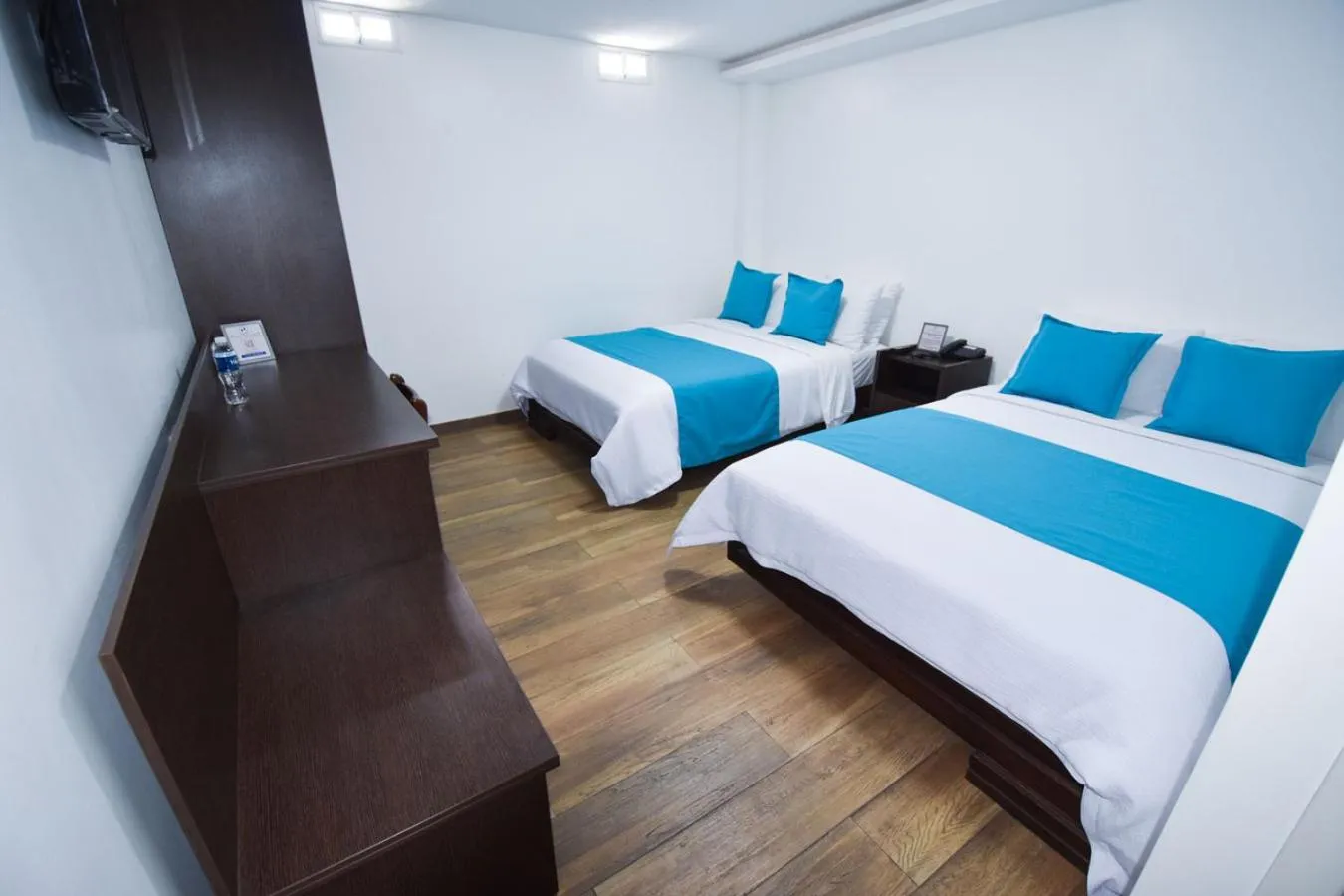 Bedroom, Bed in Hotel Plaza Victoria