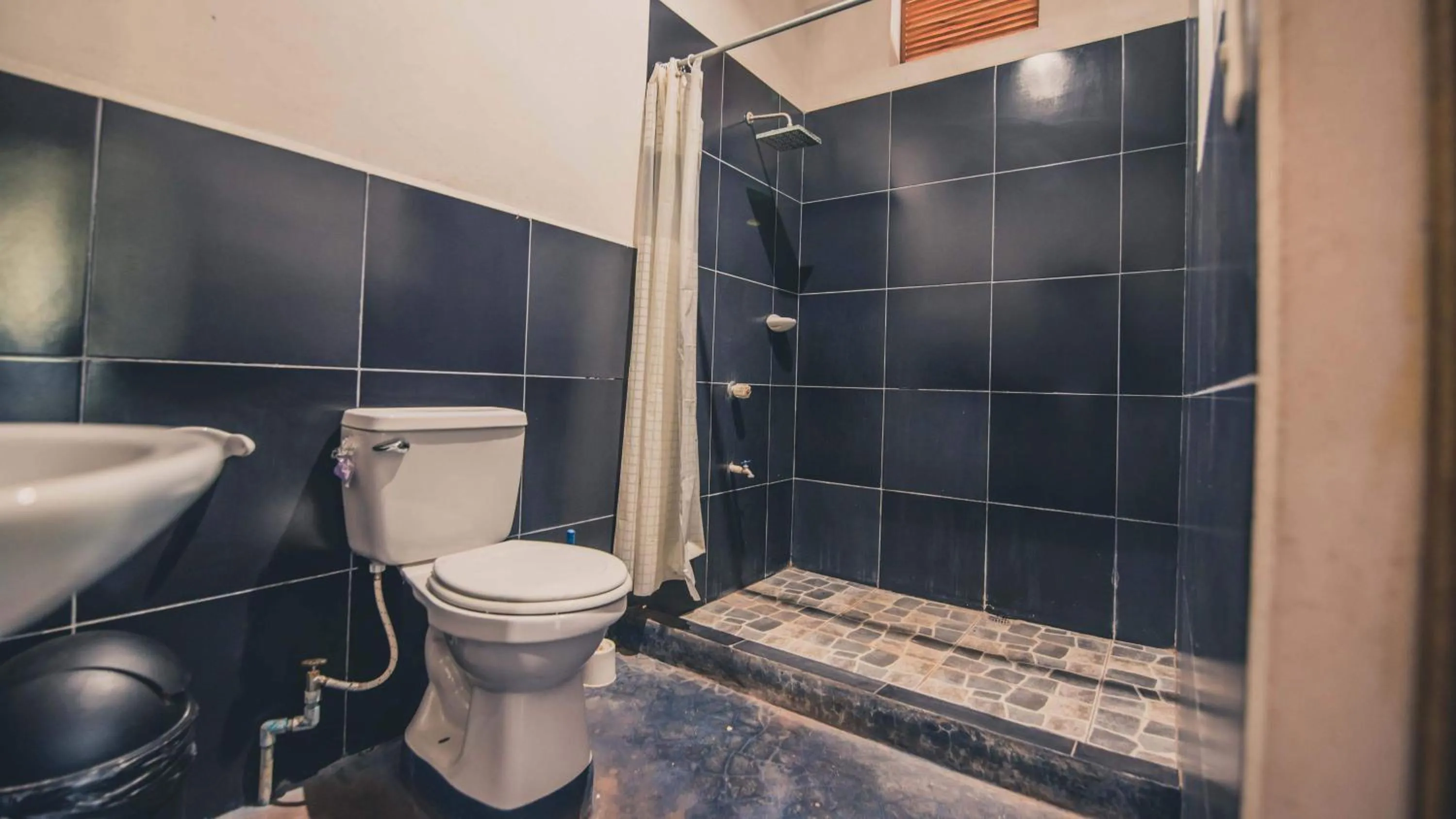 Triple Room in Badaboom Hostal & Surf