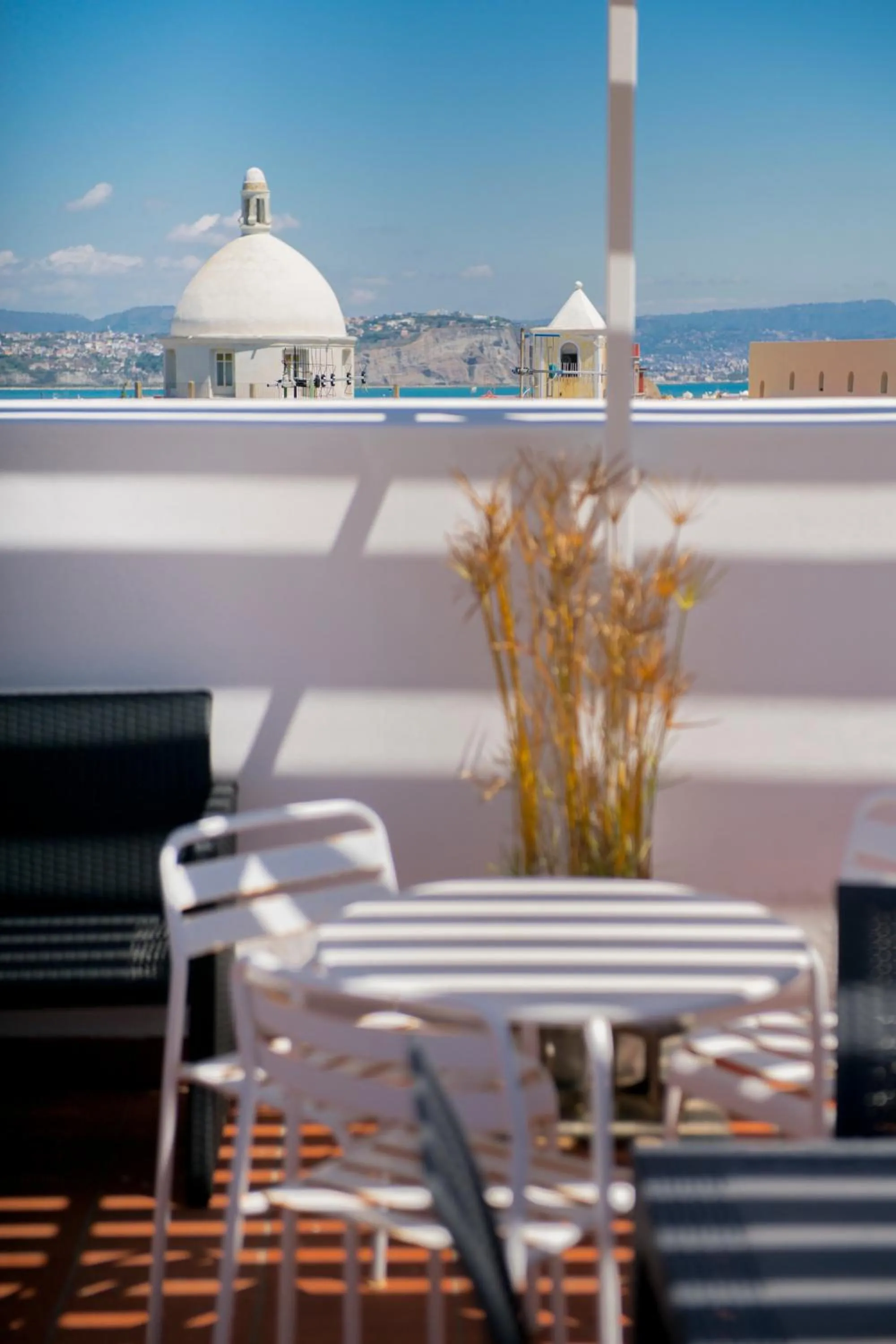 Patio in Gioia 13 Rooms & Apartments