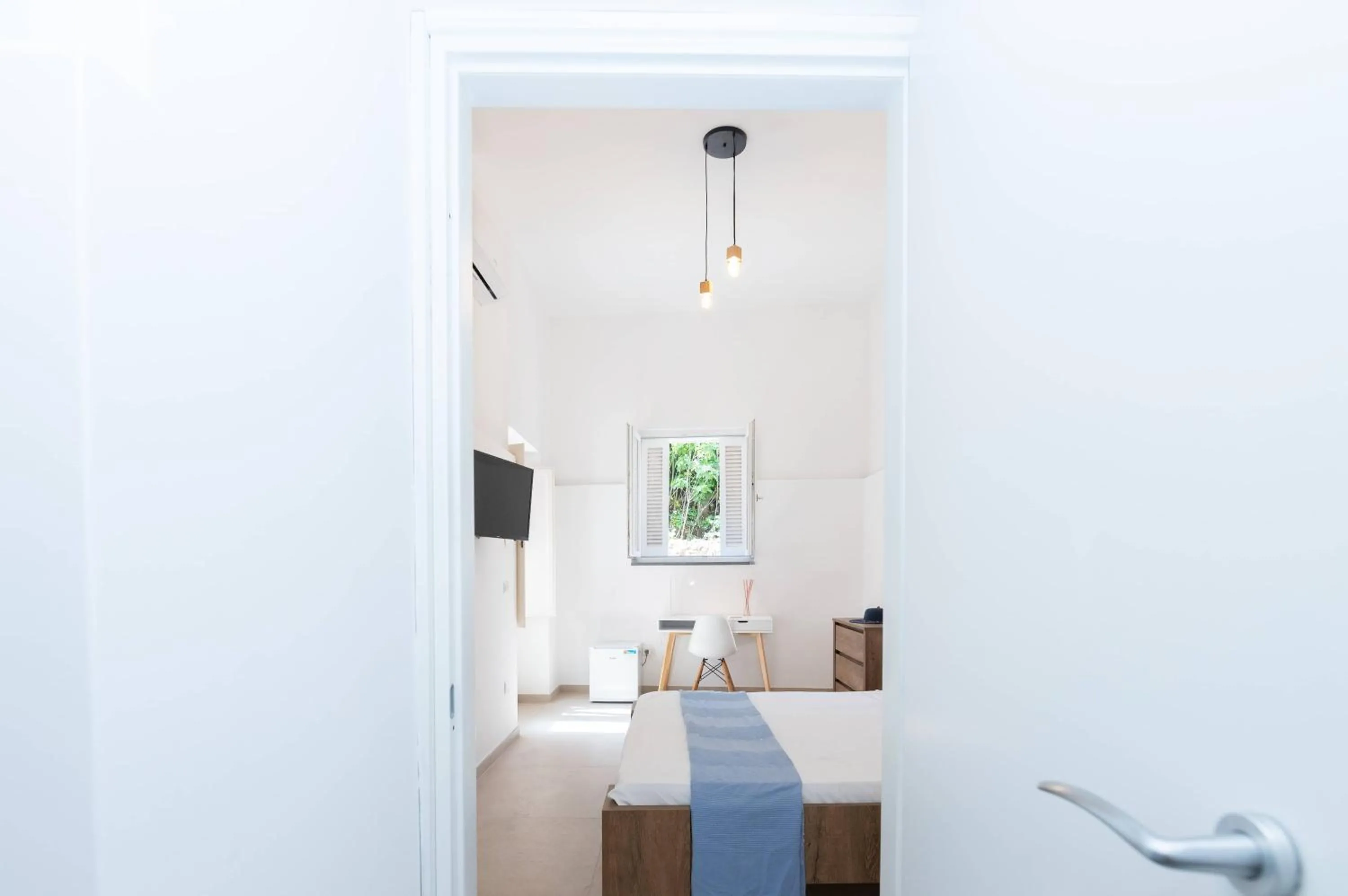 Bed in Gioia 13 Rooms & Apartments