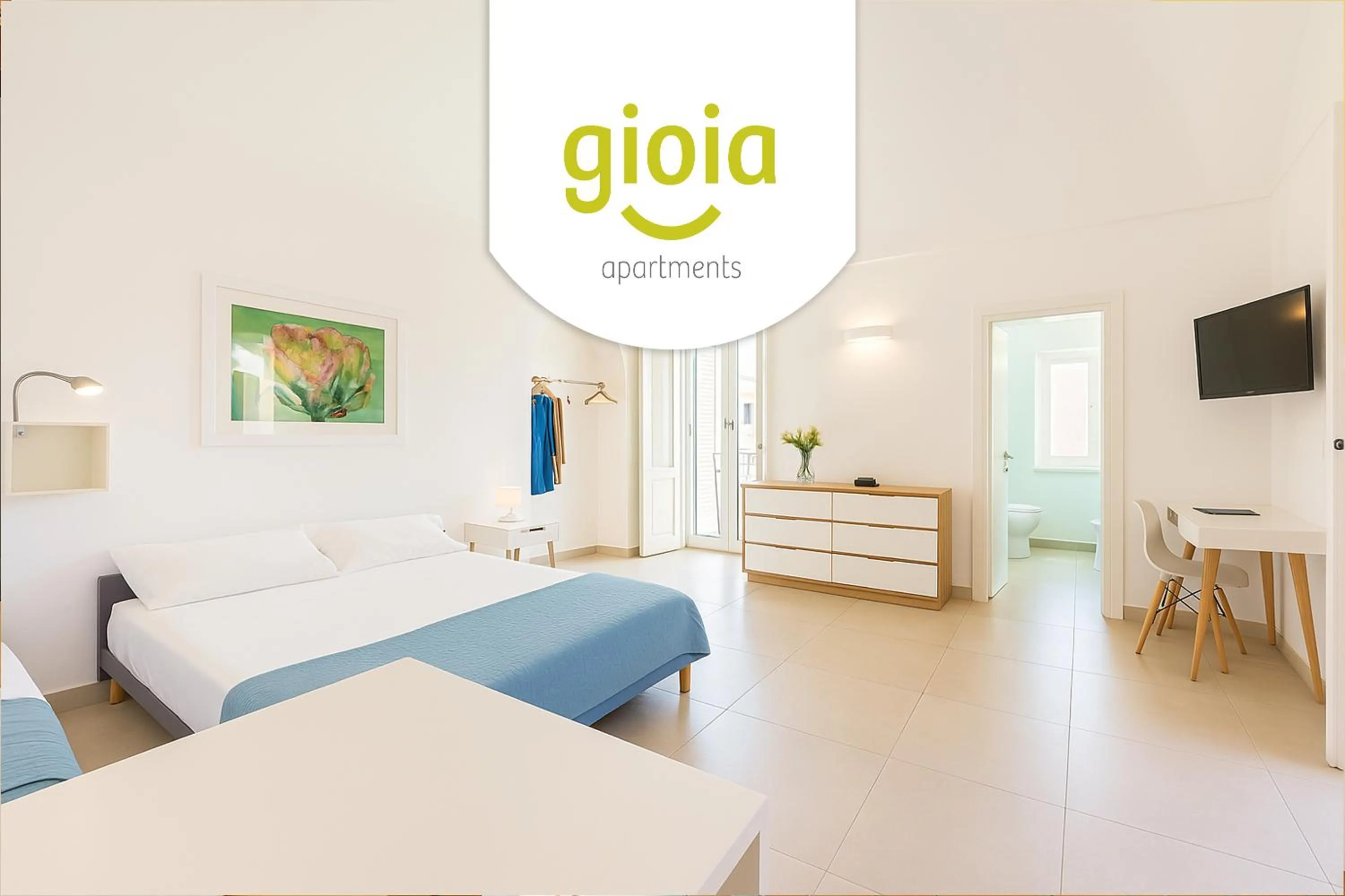 TV and multimedia, Bed in Gioia 13 Rooms & Apartments