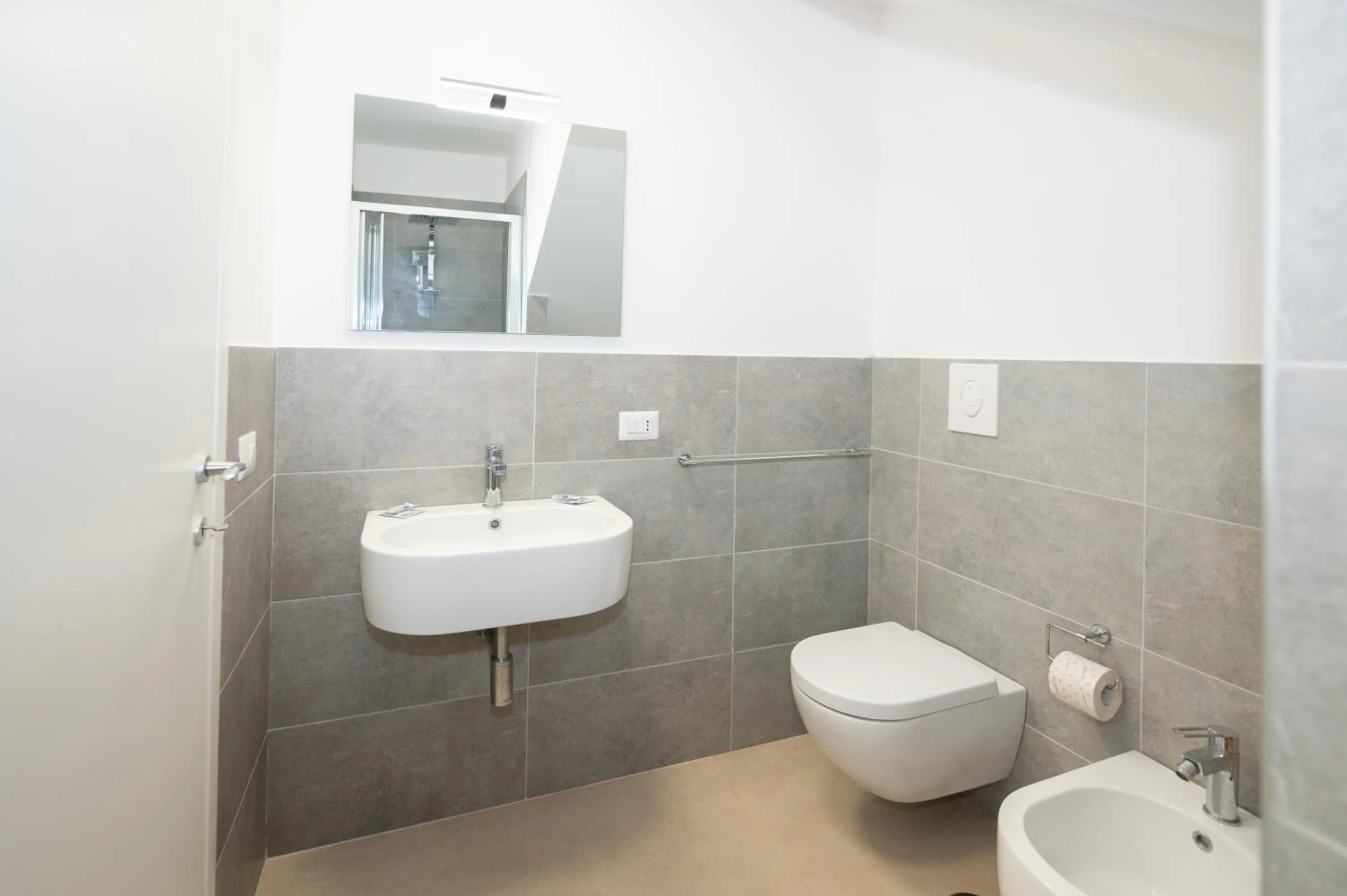Toilet in Gioia 13 Rooms & Apartments