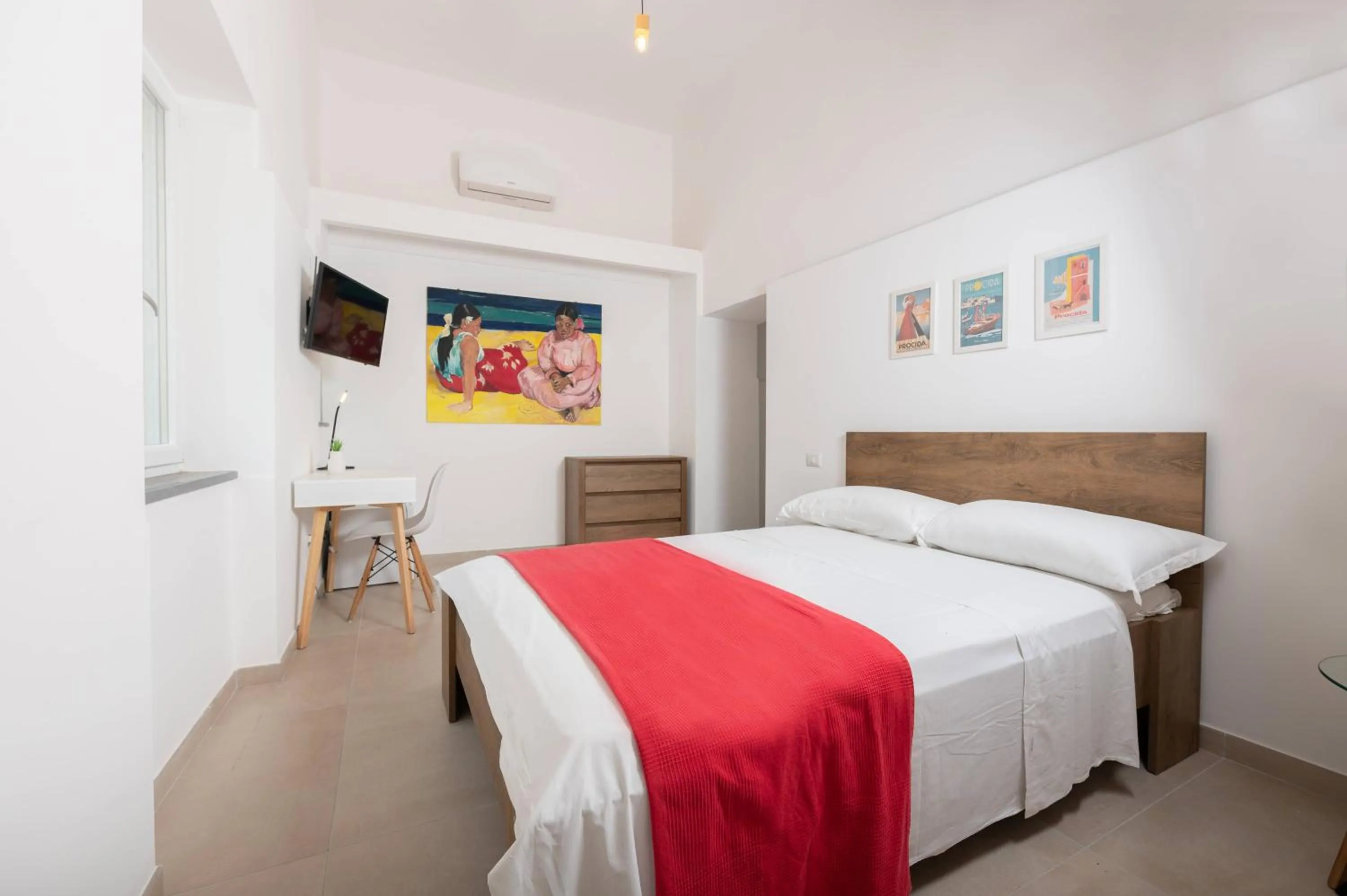 Bed in Gioia 13 Rooms & Apartments