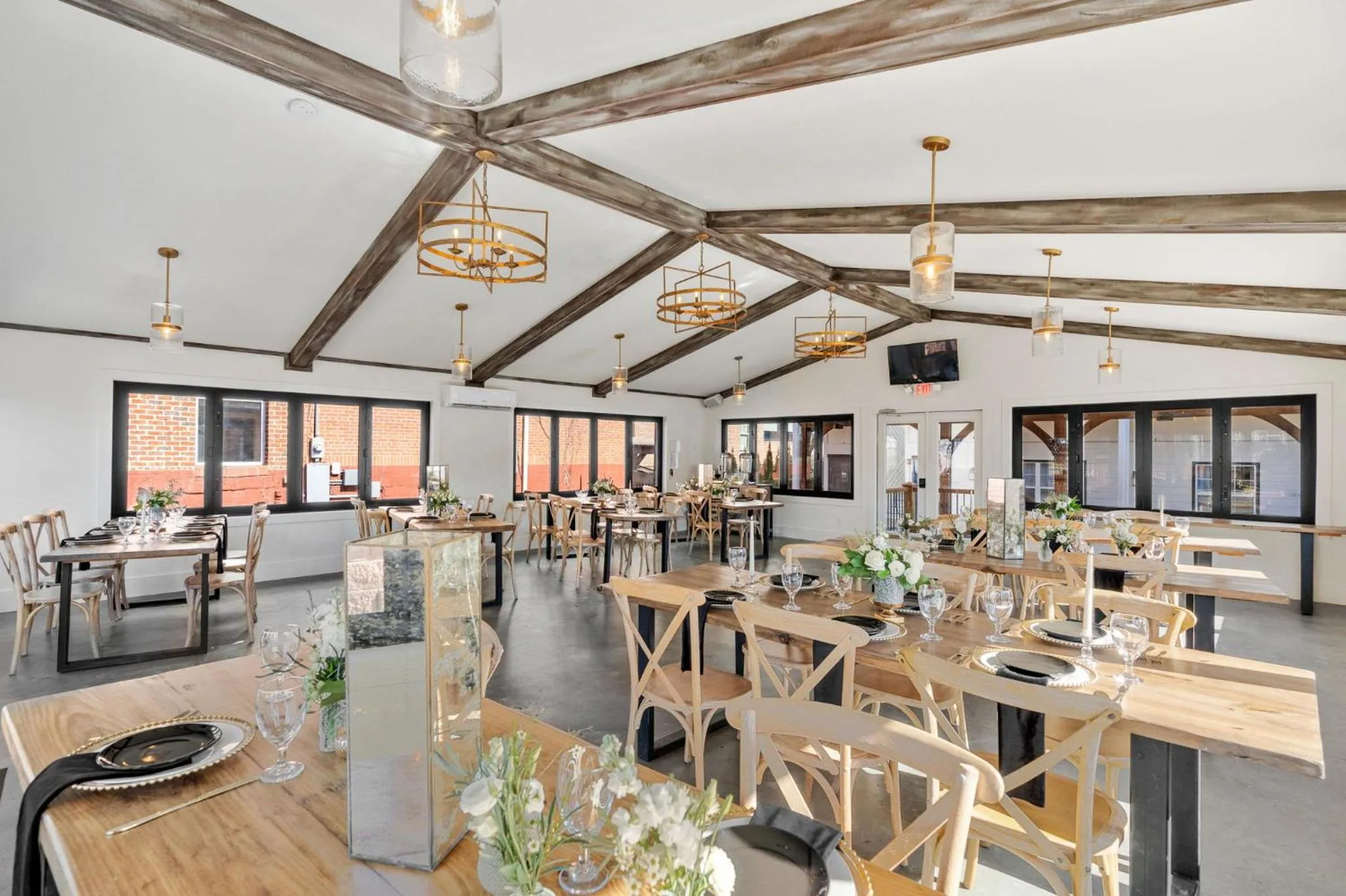 Food and drinks in 27 on Park Boutique Hotel & Venue