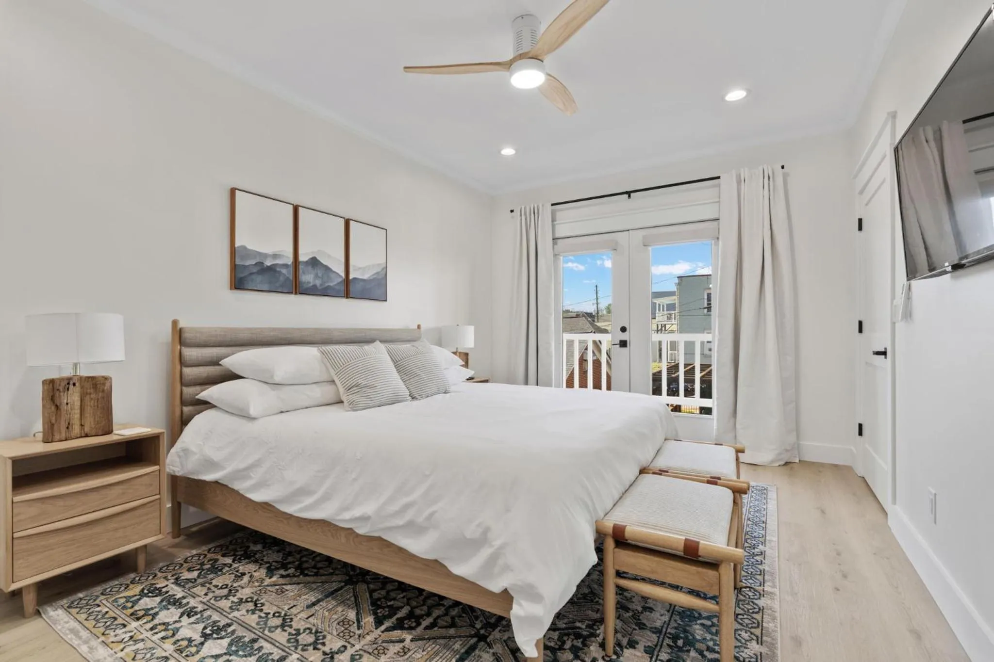 Bed in 27 on Park Boutique Hotel & Venue