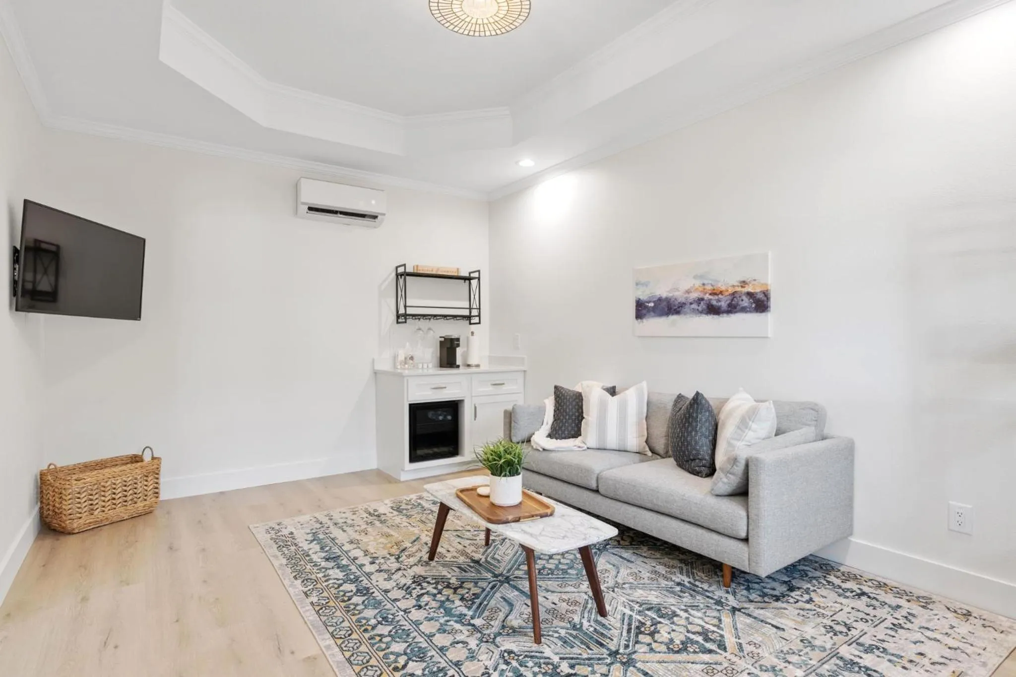 TV and multimedia in 27 on Park Boutique Hotel & Venue