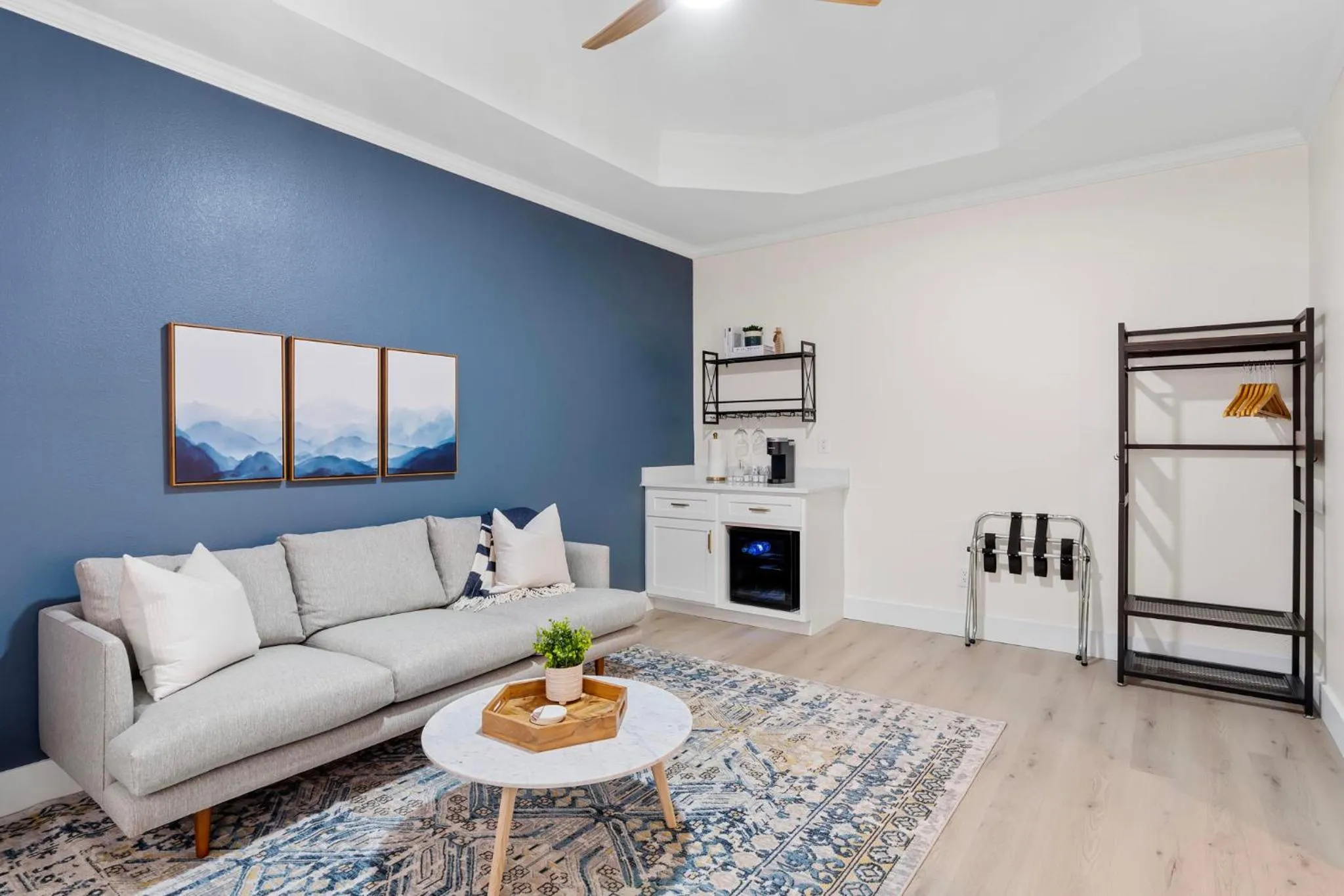 Living room in 27 on Park Boutique Hotel & Venue