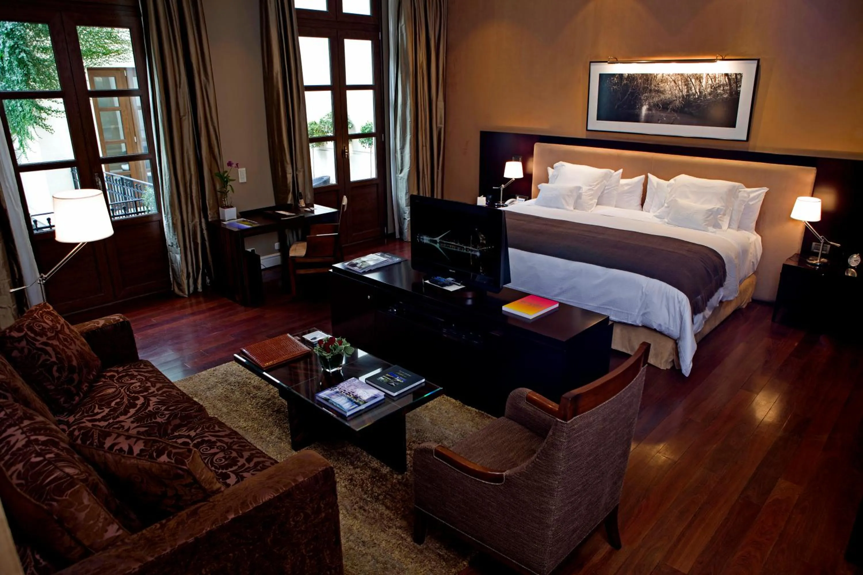 Bed in Algodon Mansion