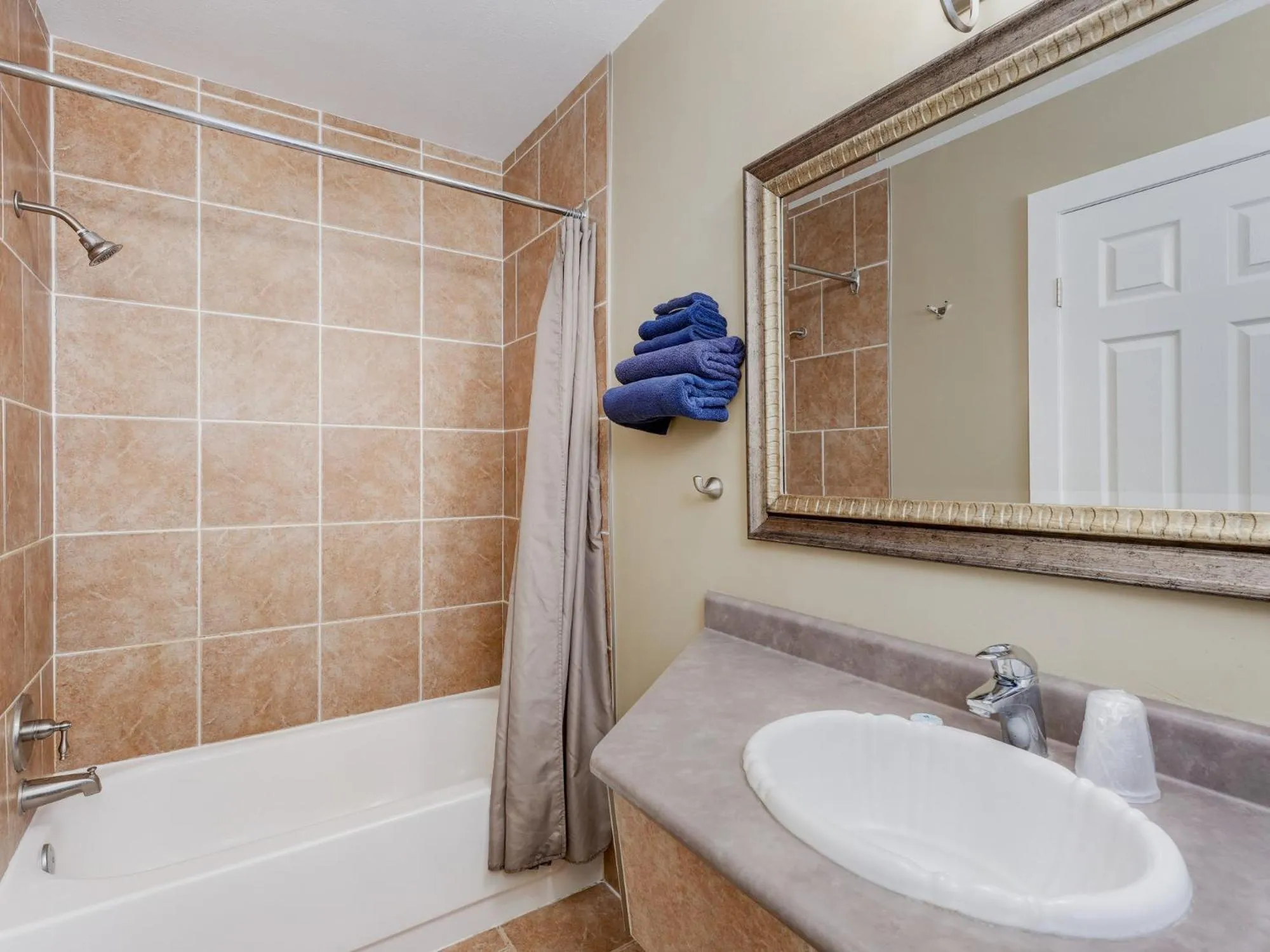 Malahat Bungalows Motel