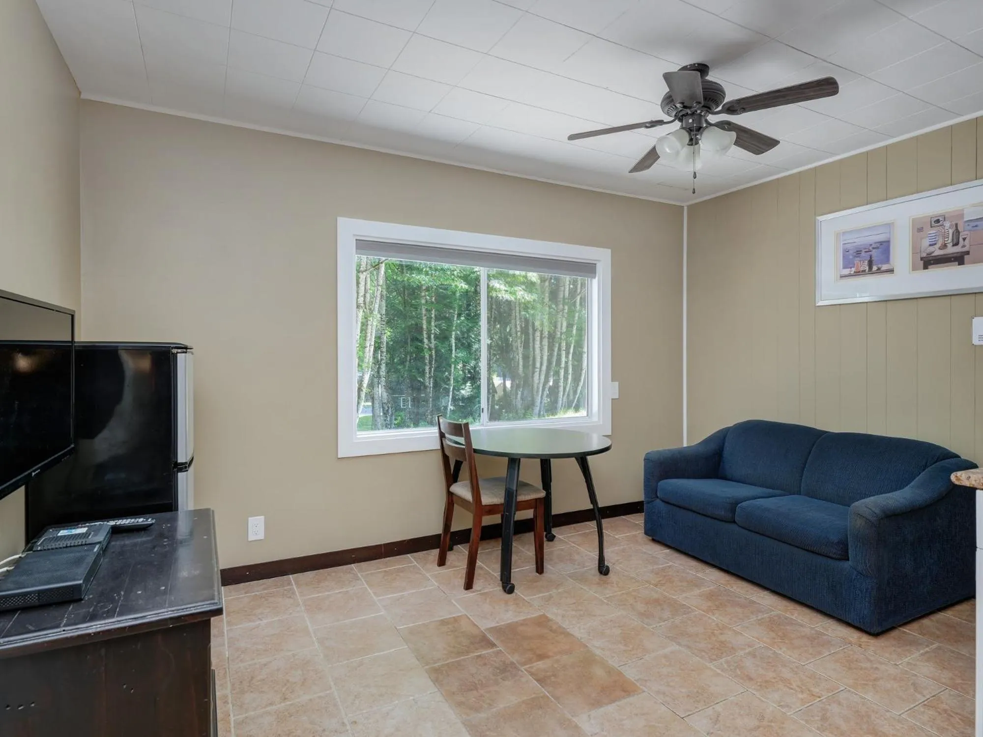 Malahat Bungalows Motel