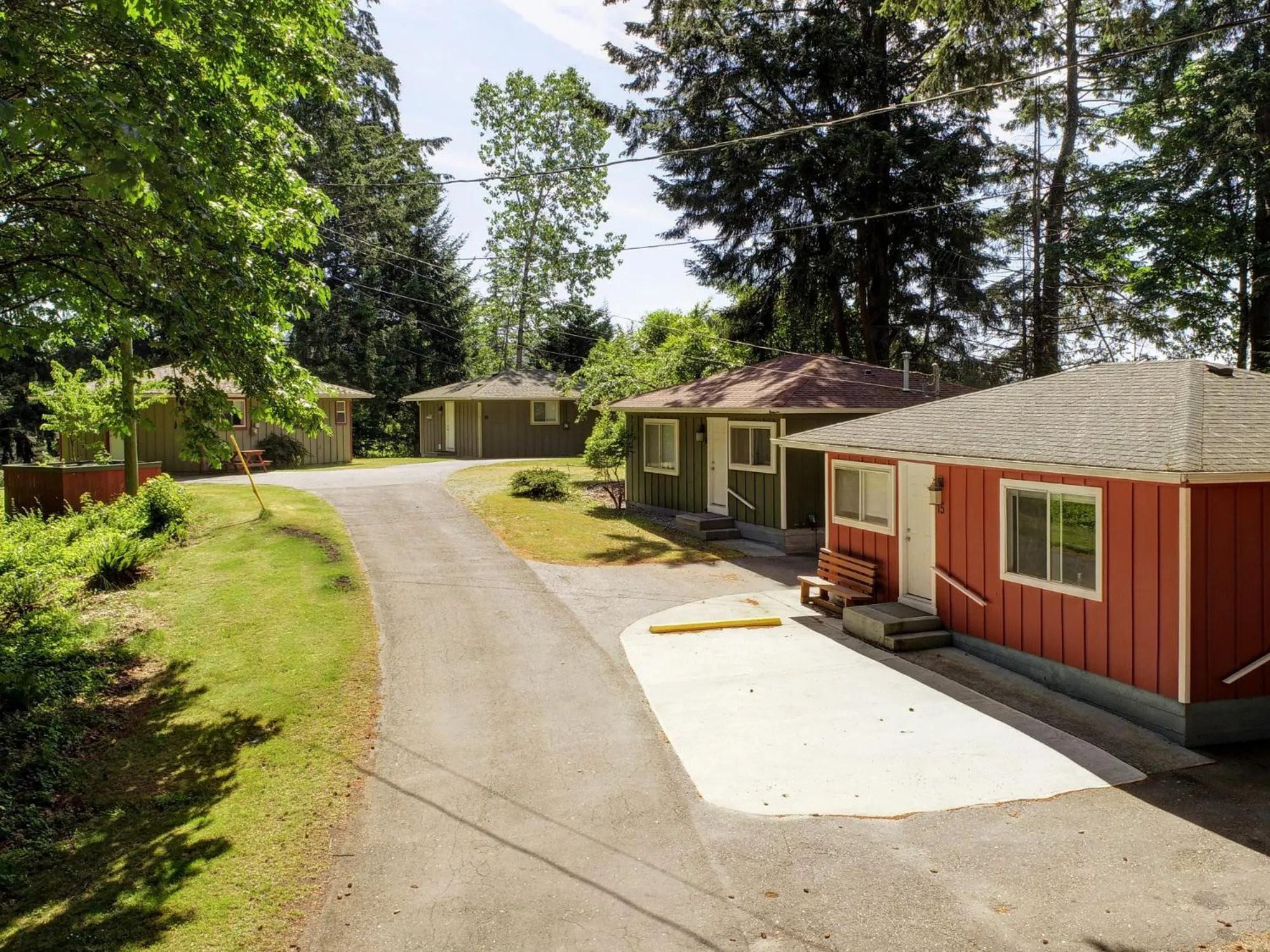 Malahat Bungalows Motel