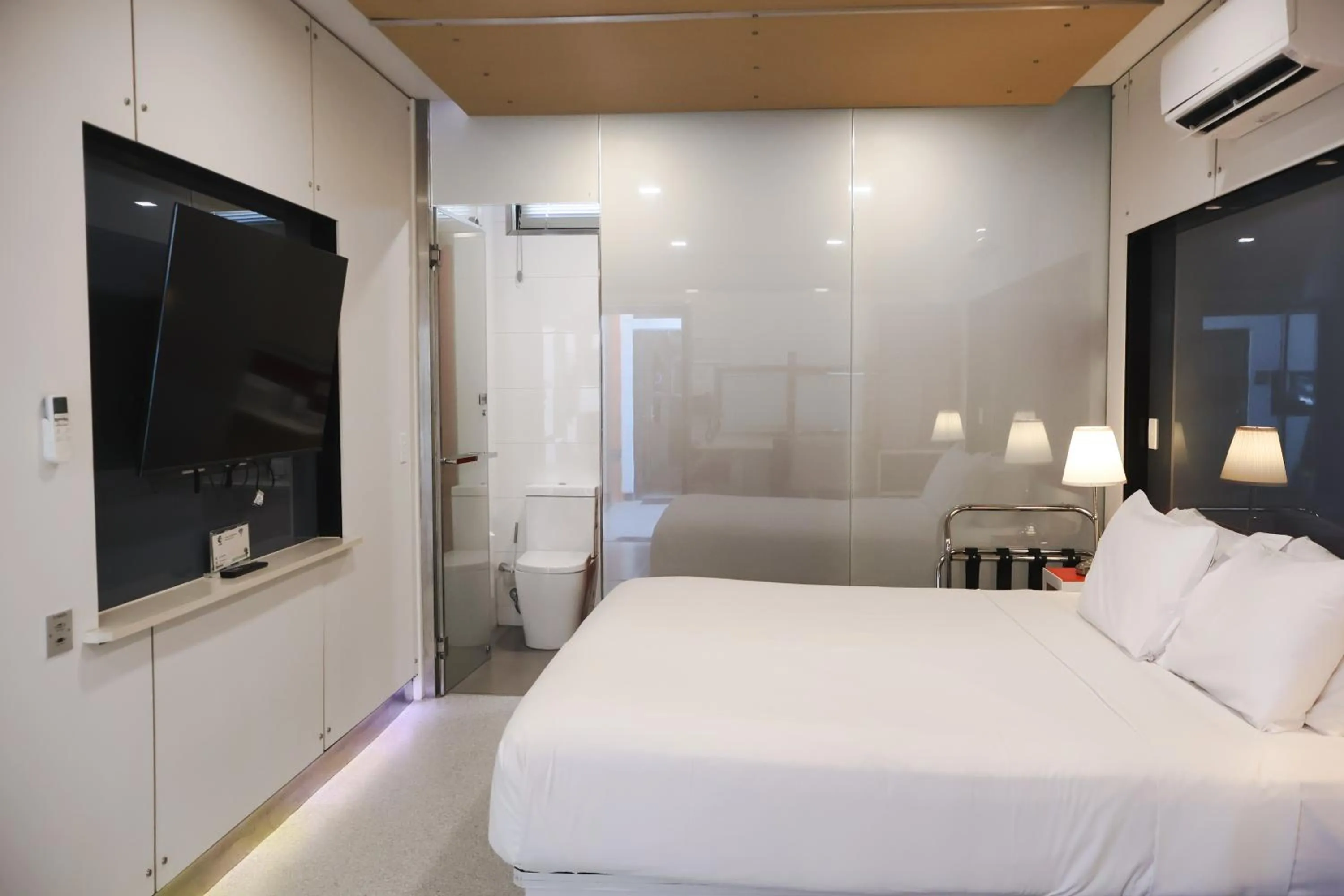 TV and multimedia, Bed in Stay Motel - Formerly Room Motels Gympie