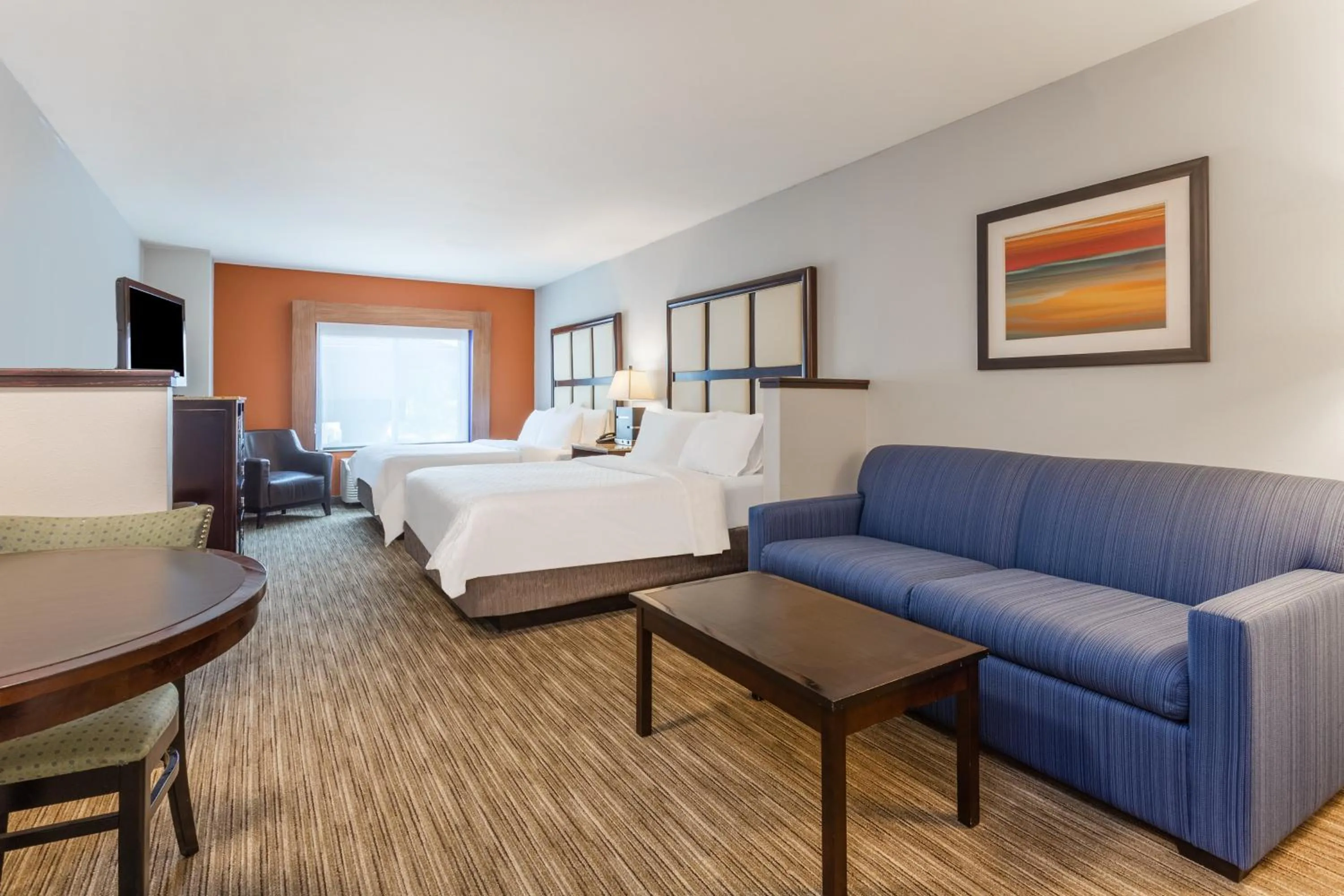Photo of the whole room, Bed in Holiday Inn Express - Albert Lea by IHG