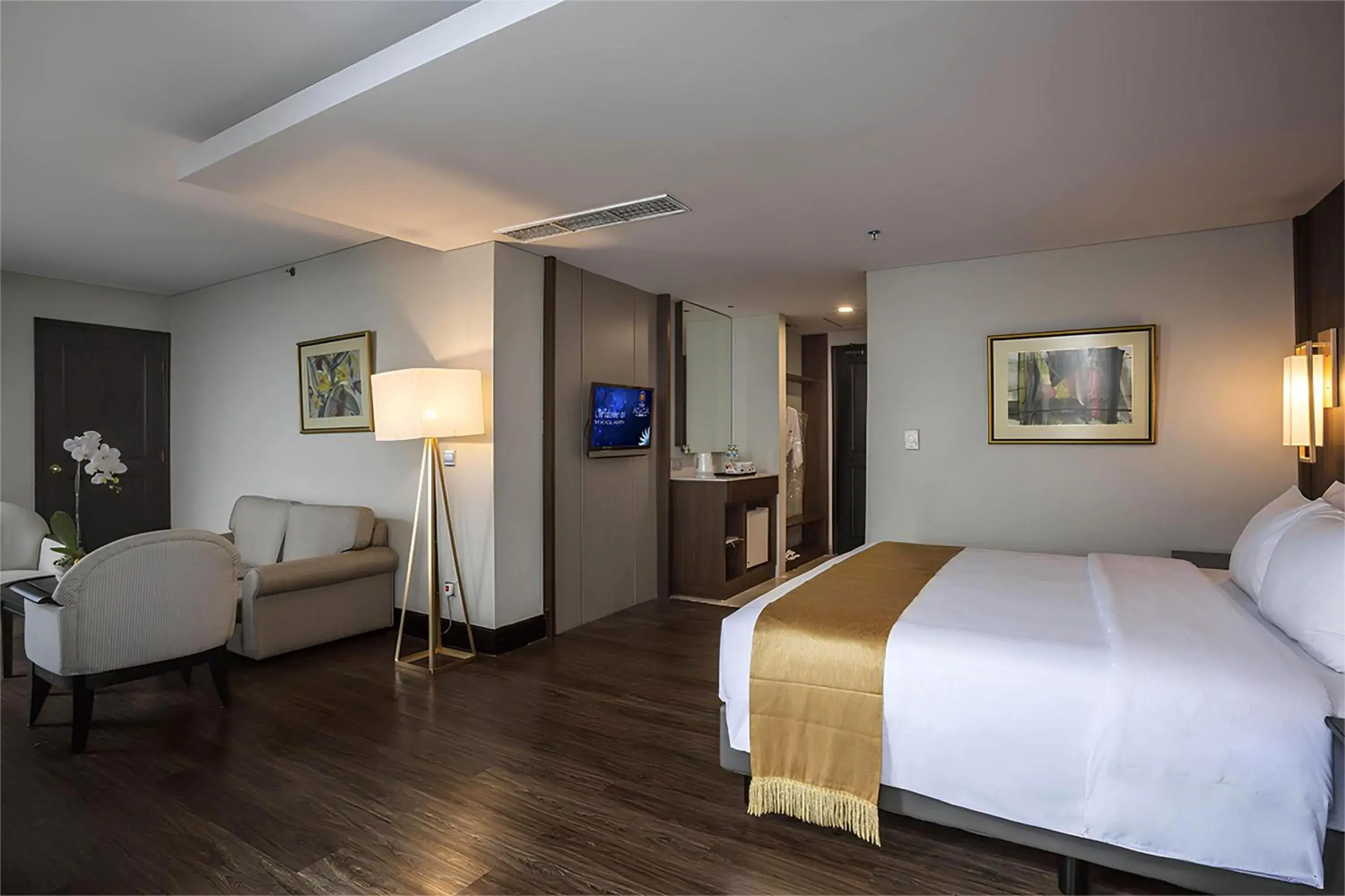 King Room in The Acacia Hotel Jakarta King Room in The Acacia Hotel Jakarta