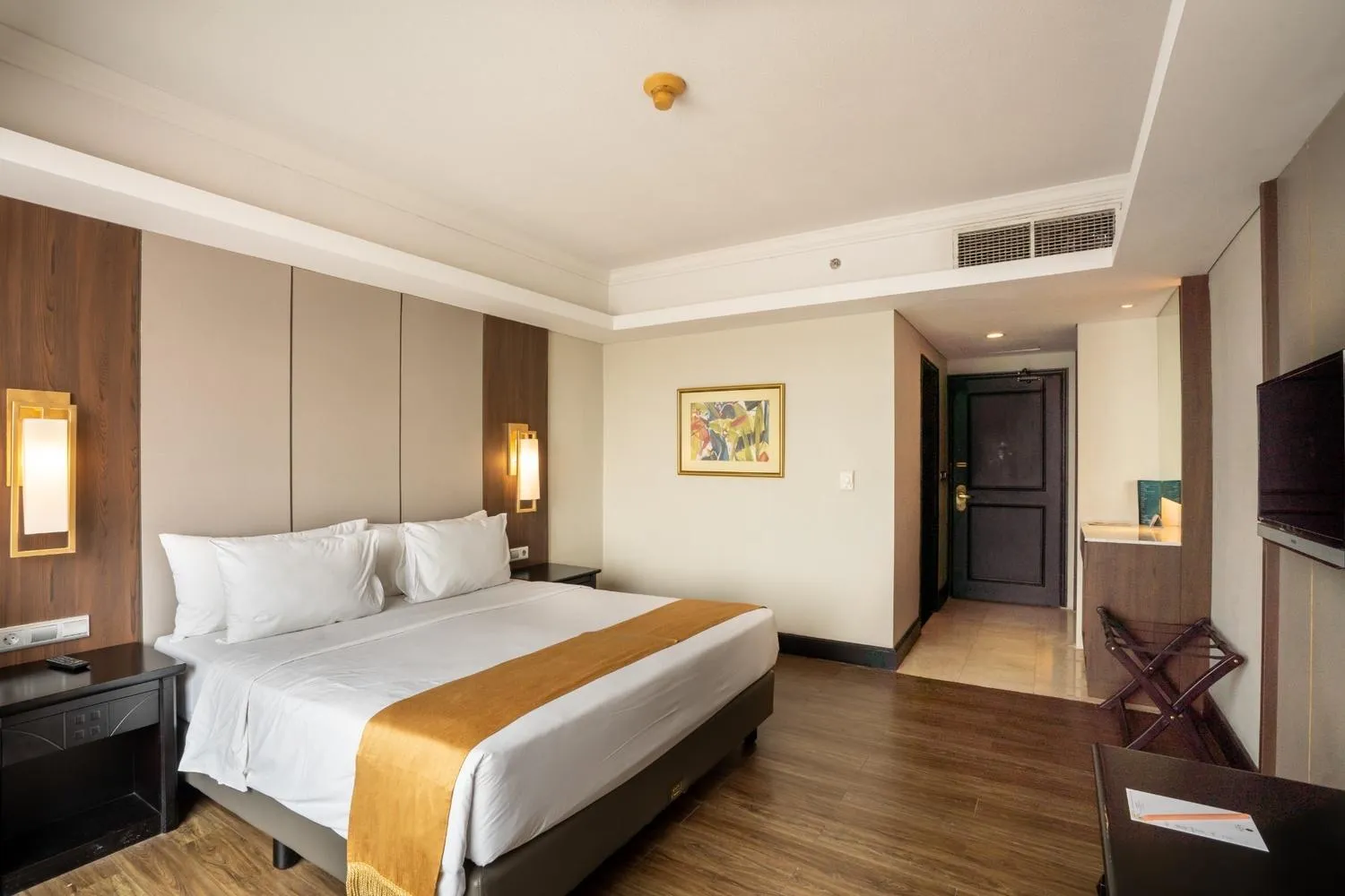 Bed in The Acacia Hotel Jakarta