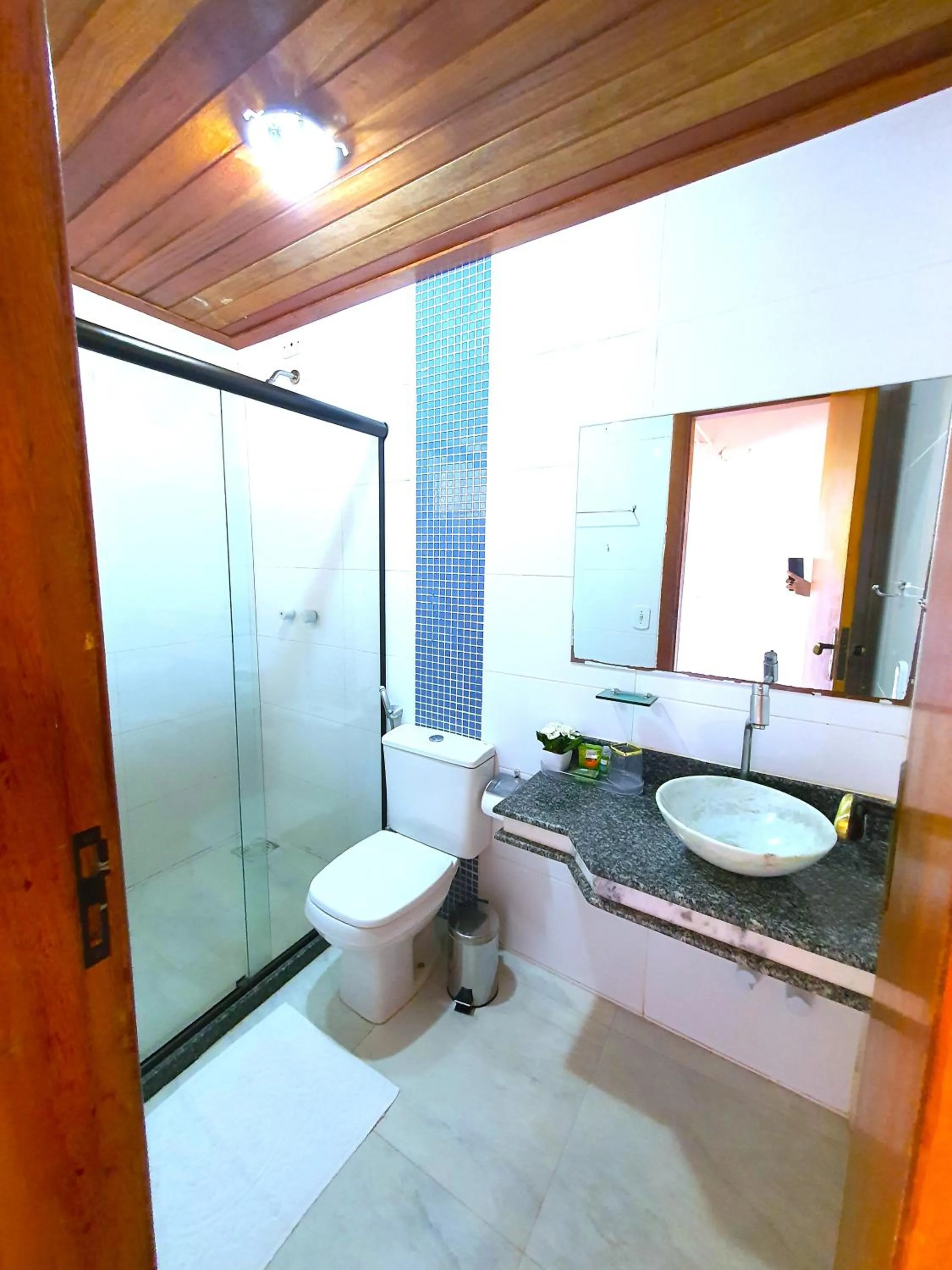 Shower in Star Búzios Pousada