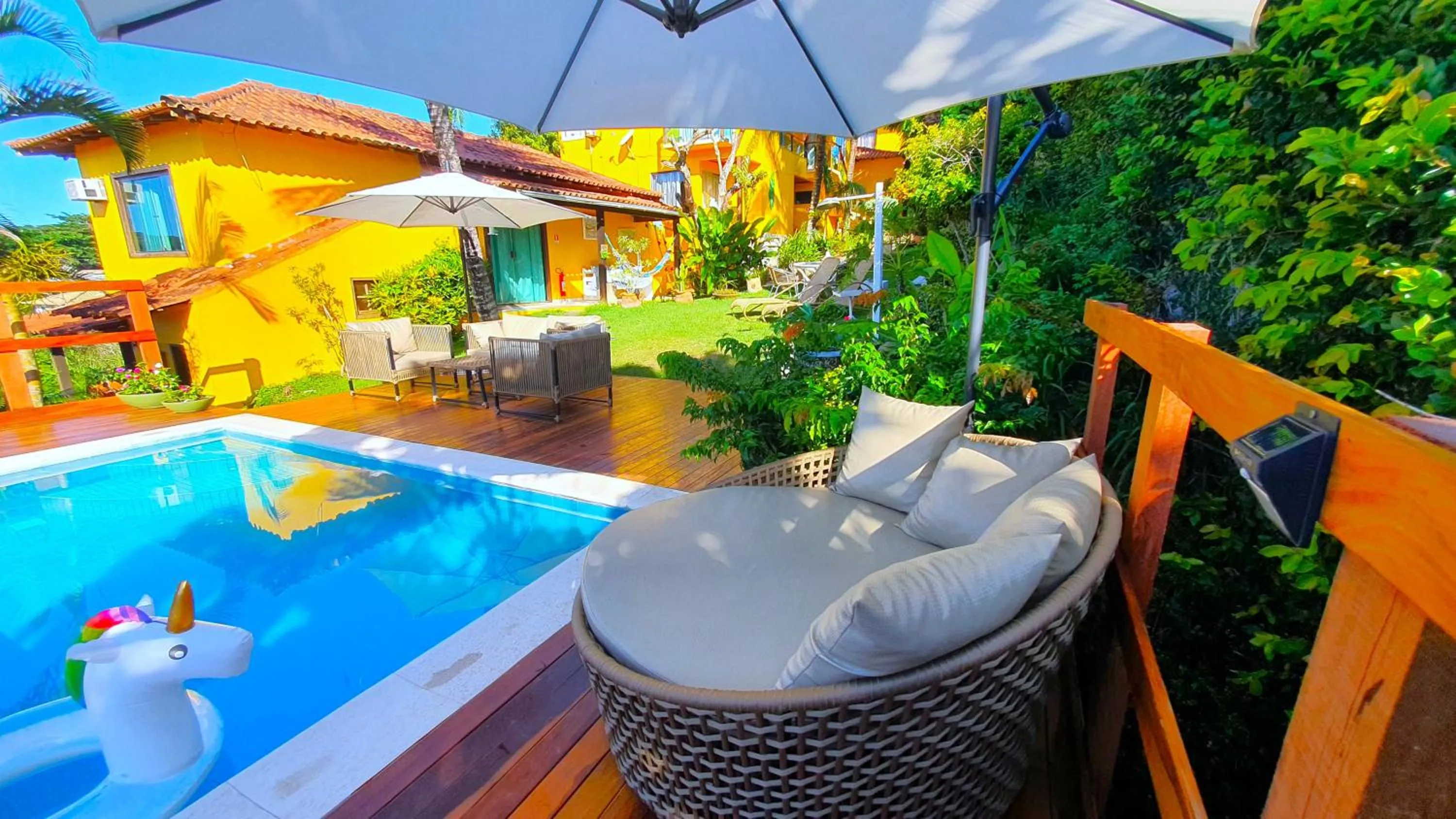 Swimming pool in Star Búzios Pousada