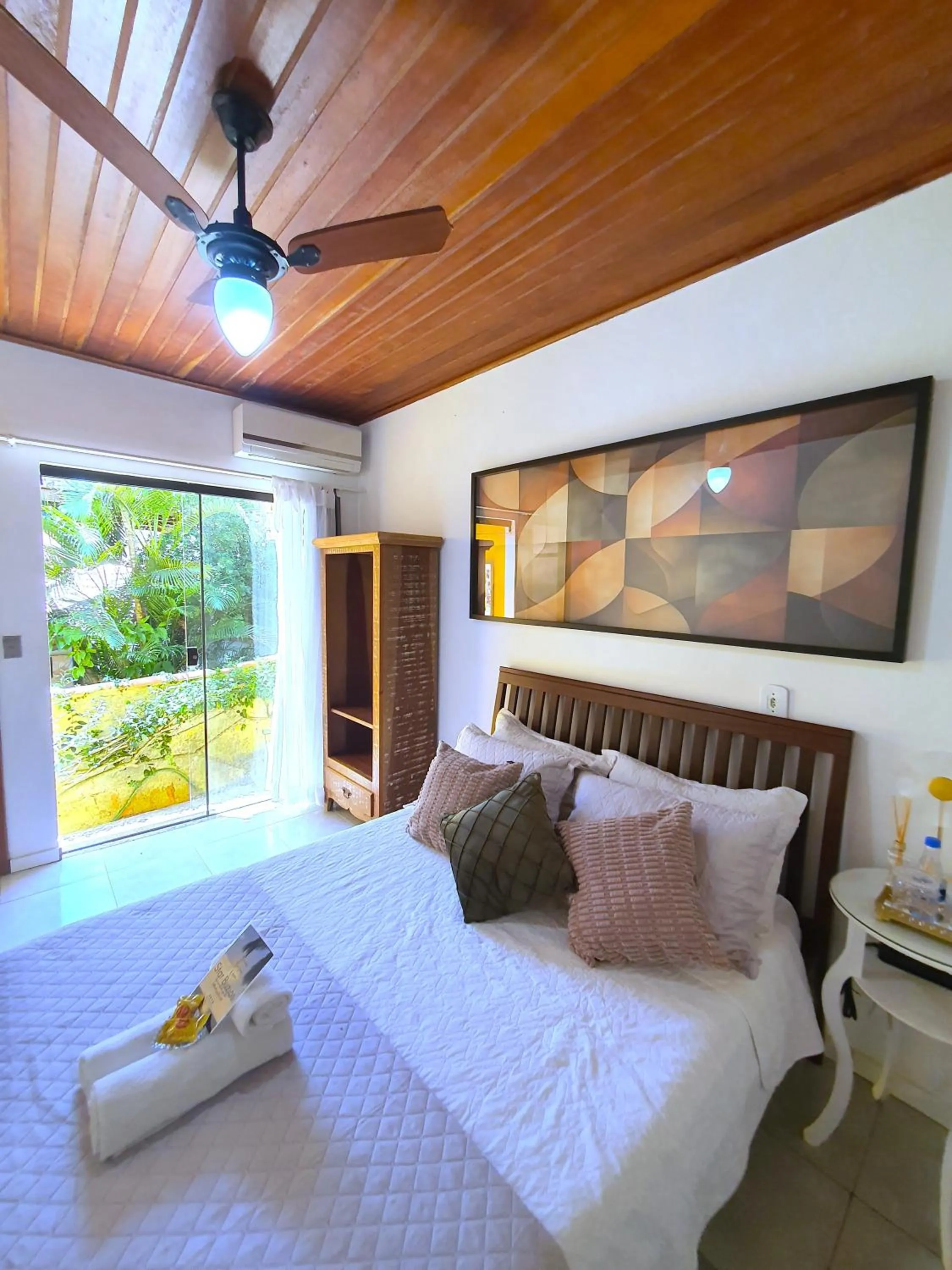 Bed in Star Búzios Pousada