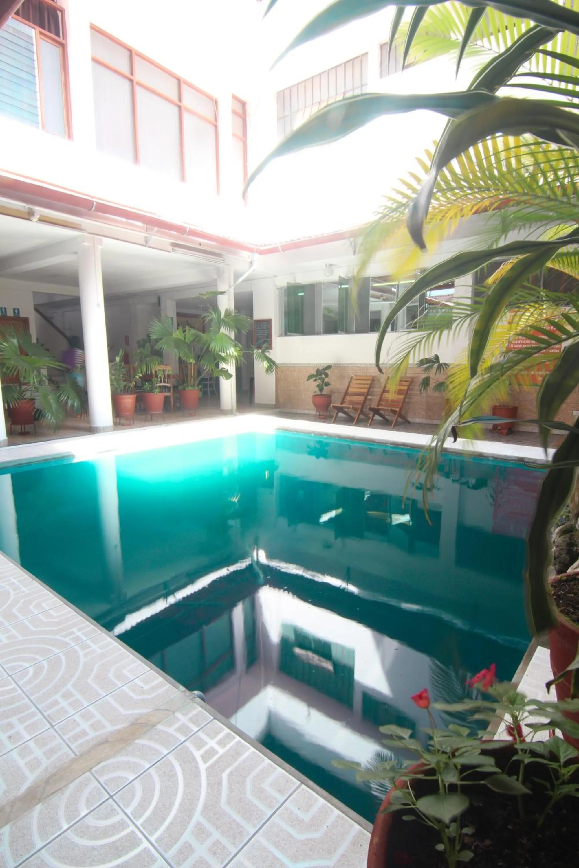 Swimming pool in Hotel Rio Mayo