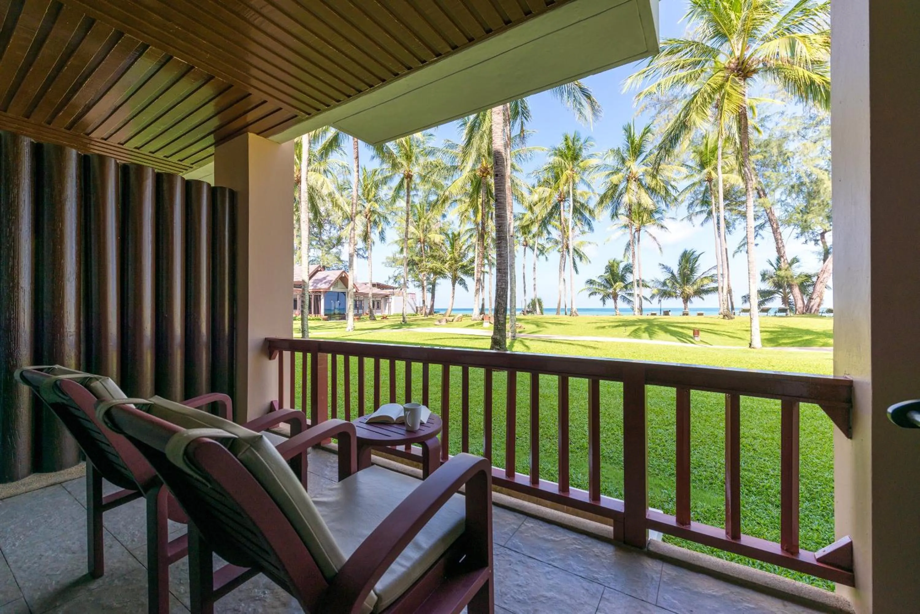 Garden in Katathani Phuket Beach Resort - SHA Extra Plus