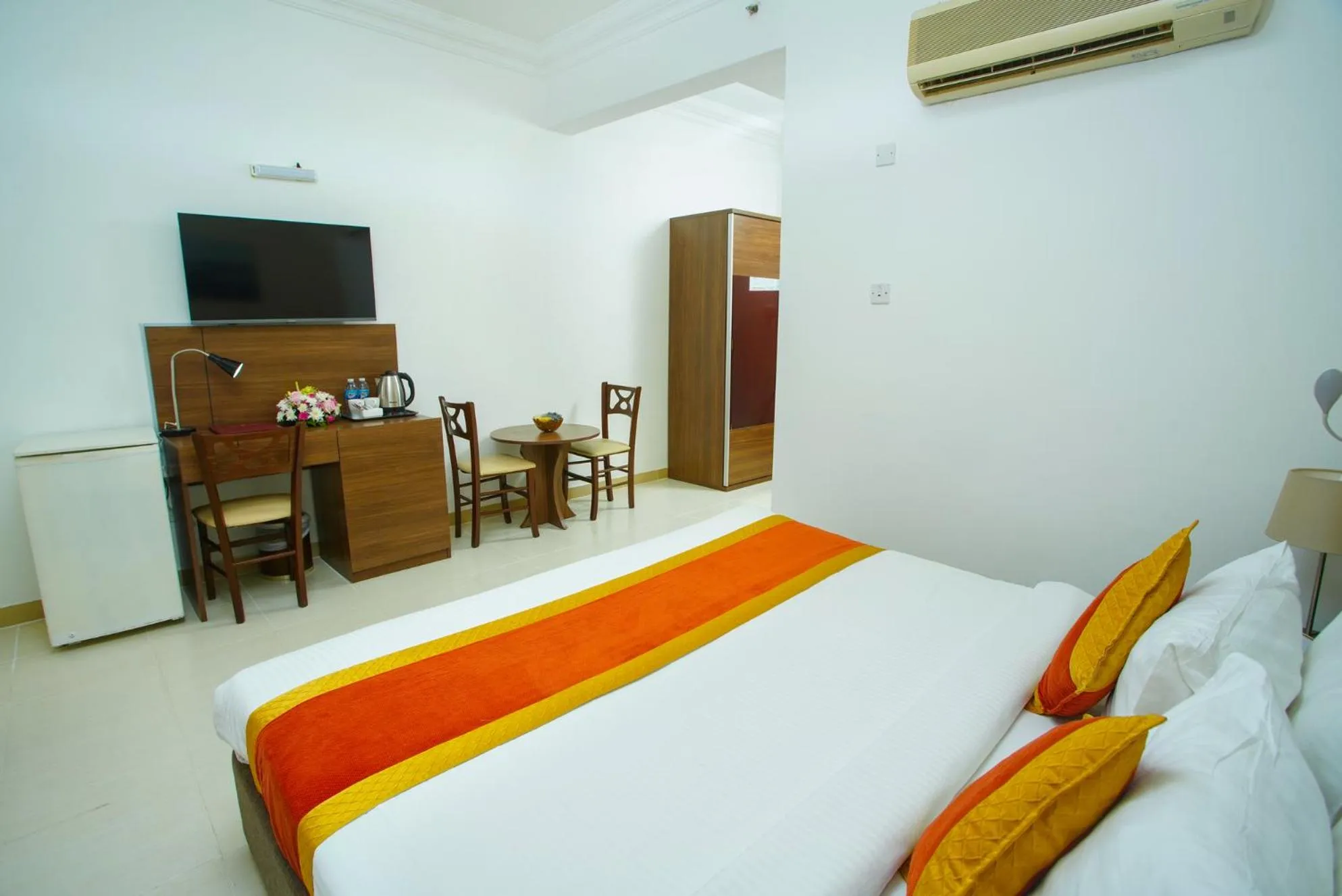 Bed in La Villa Hotel