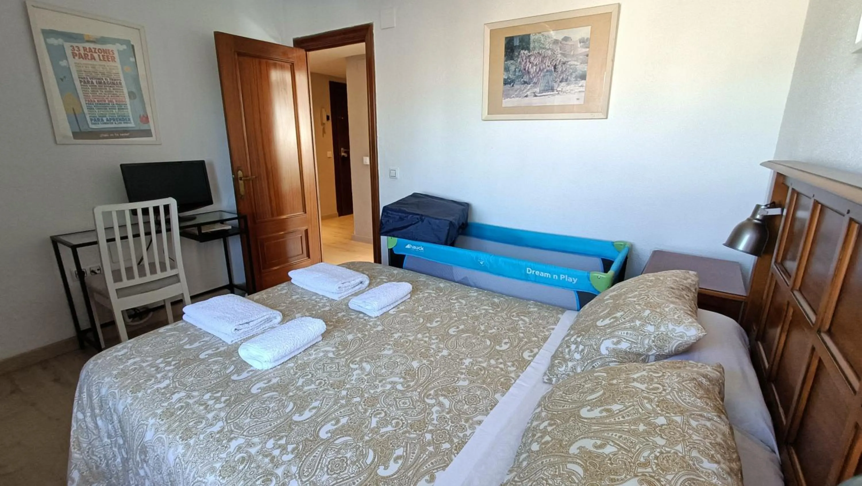 Bed in Torre del Carmen Malaga