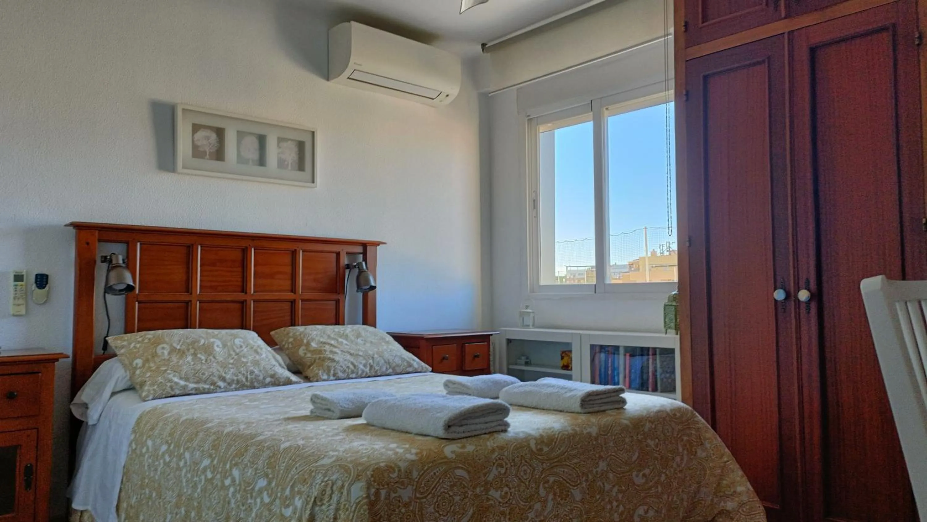 Bed in Torre del Carmen Malaga