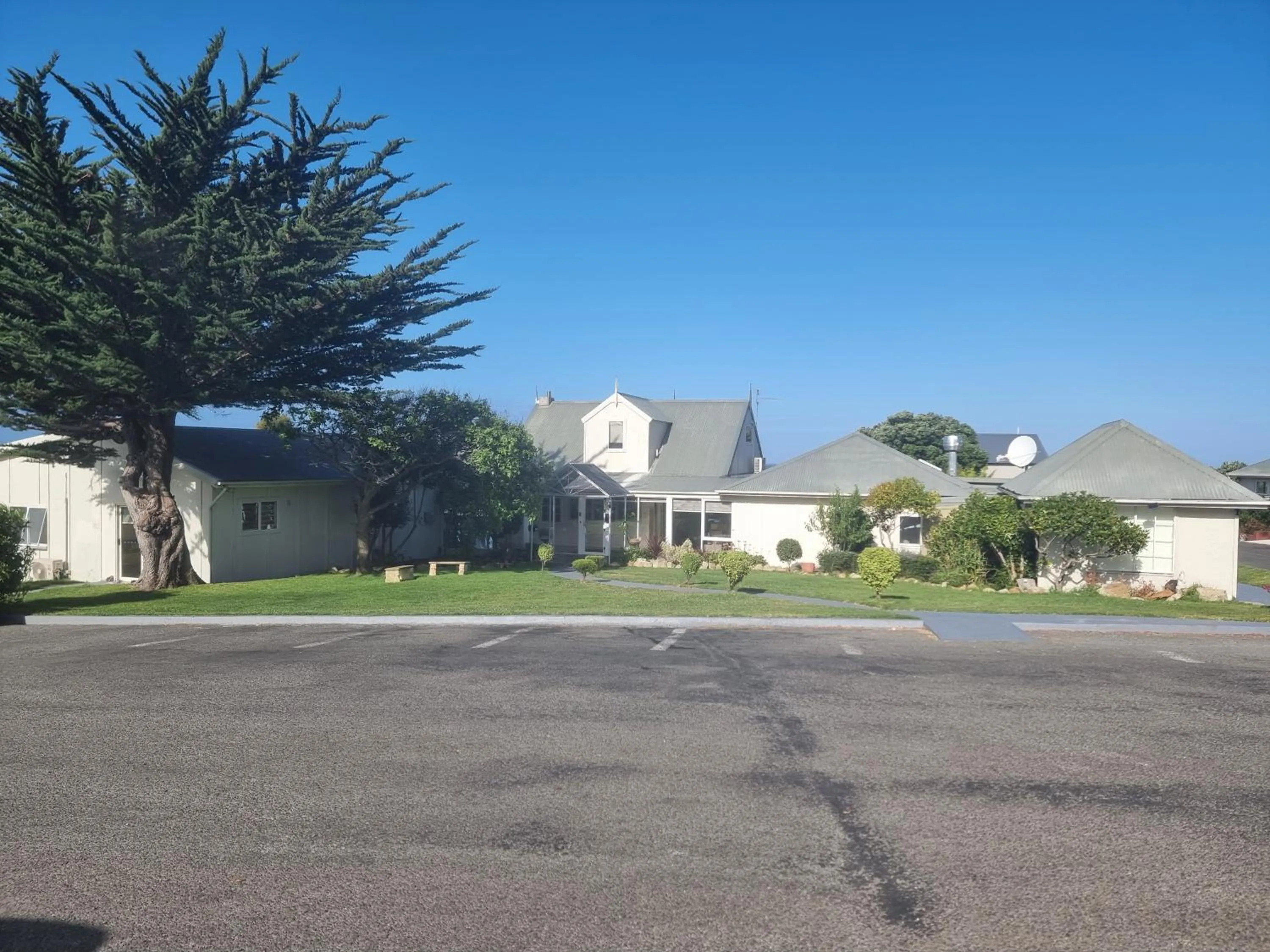 Property building in Diamond Island Resort, Restaurant & Bar and Penguin Show