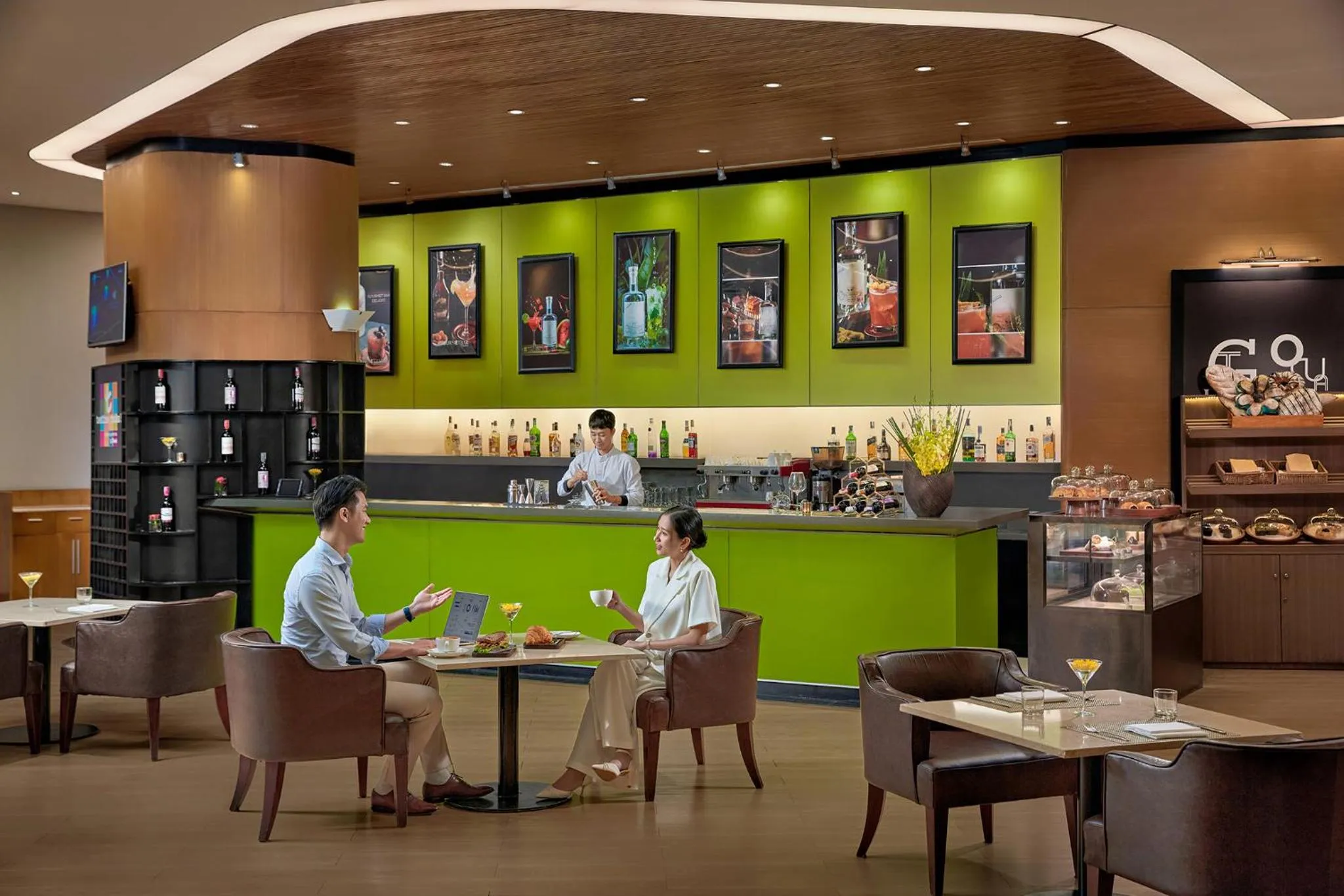 Restaurant/places to eat in Novotel Danang Premier Han River