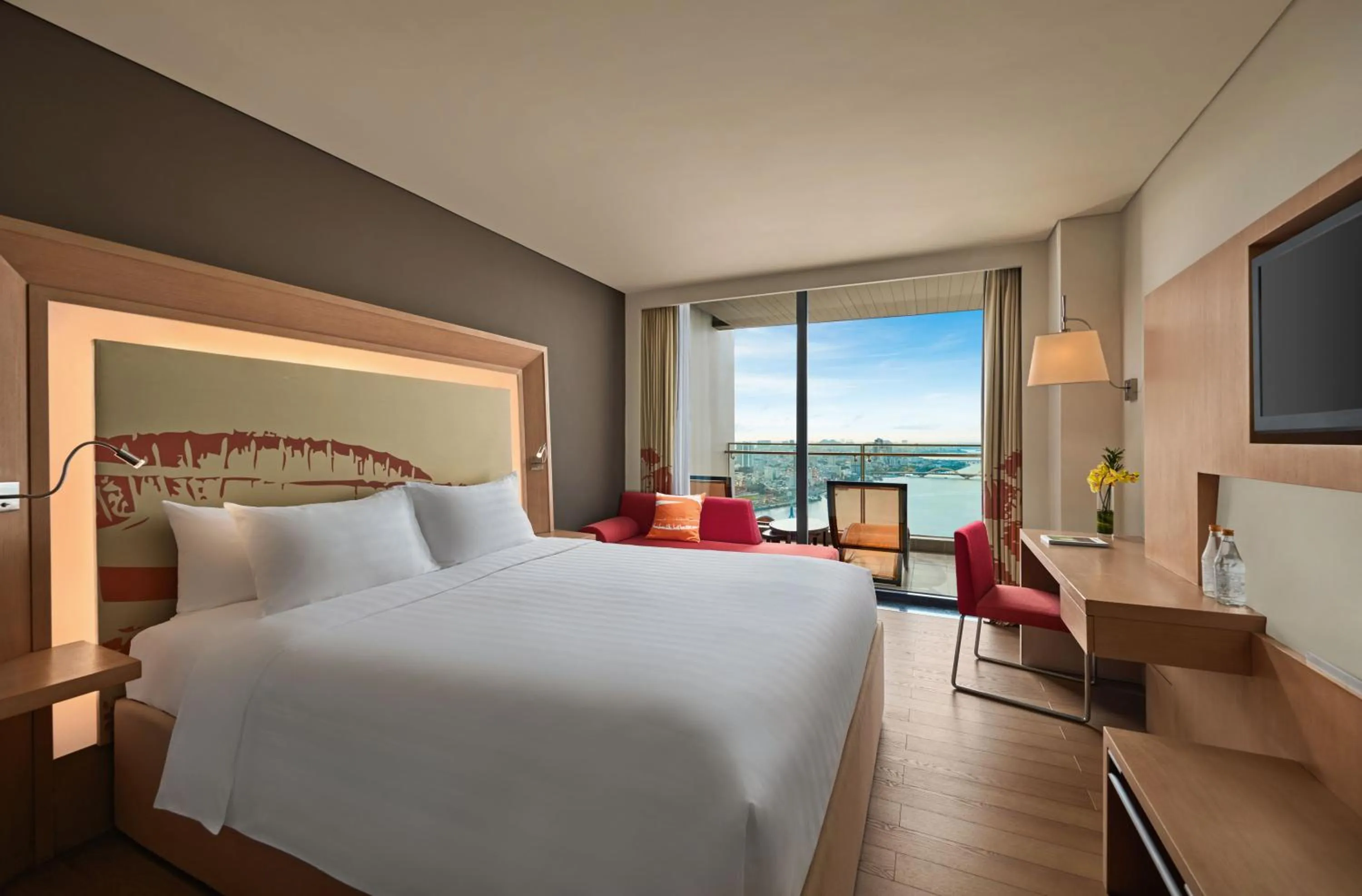 River view, Bed in Novotel Danang Premier Han River