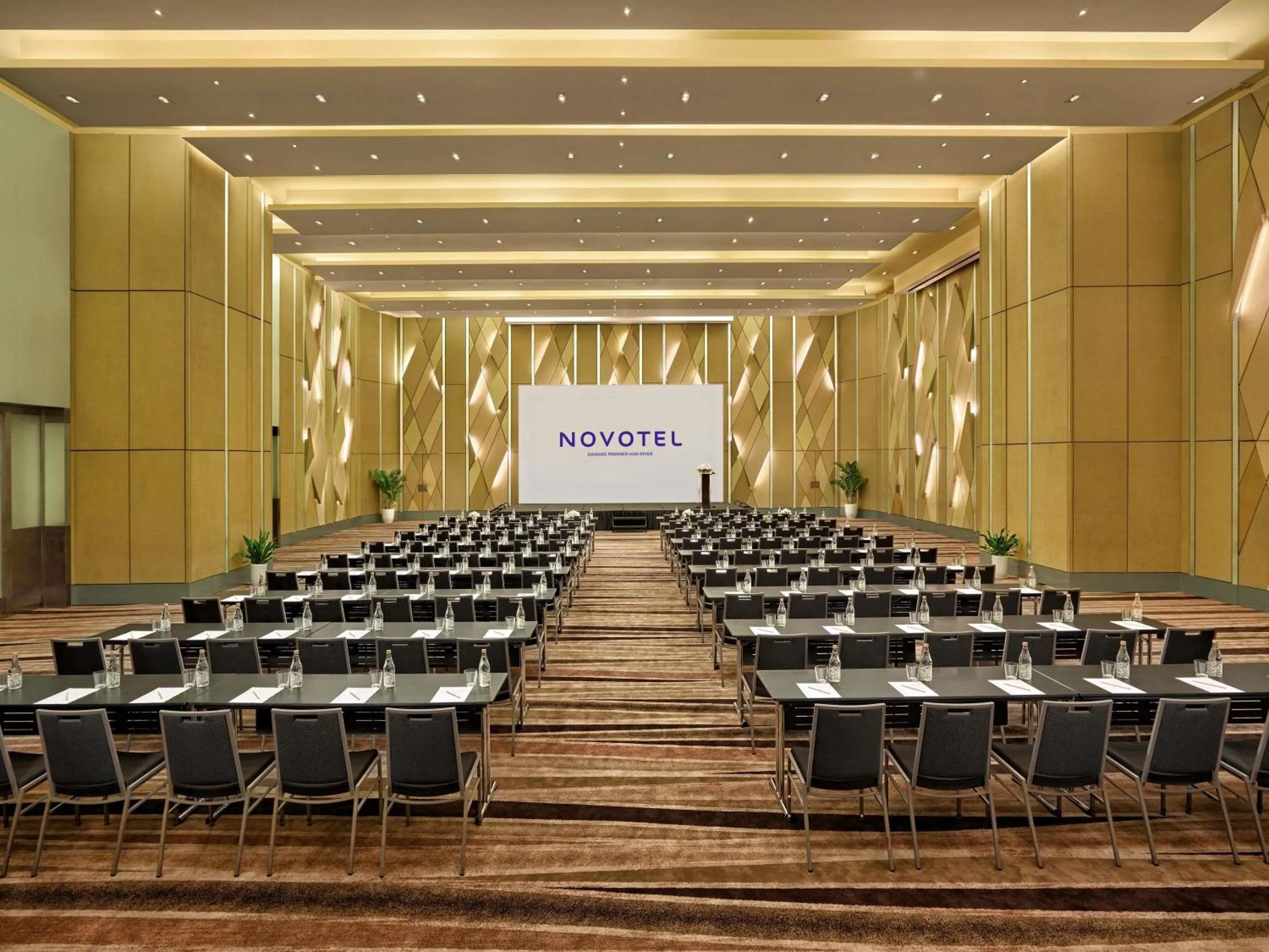 Meeting/conference room in Novotel Danang Premier Han River