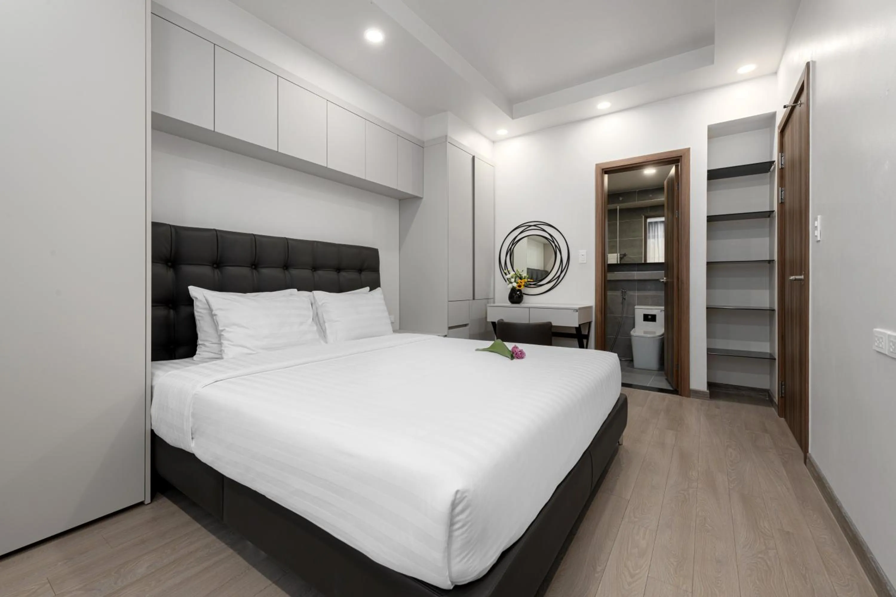 Bedroom, Bed in Sunflower Hotel & International Village