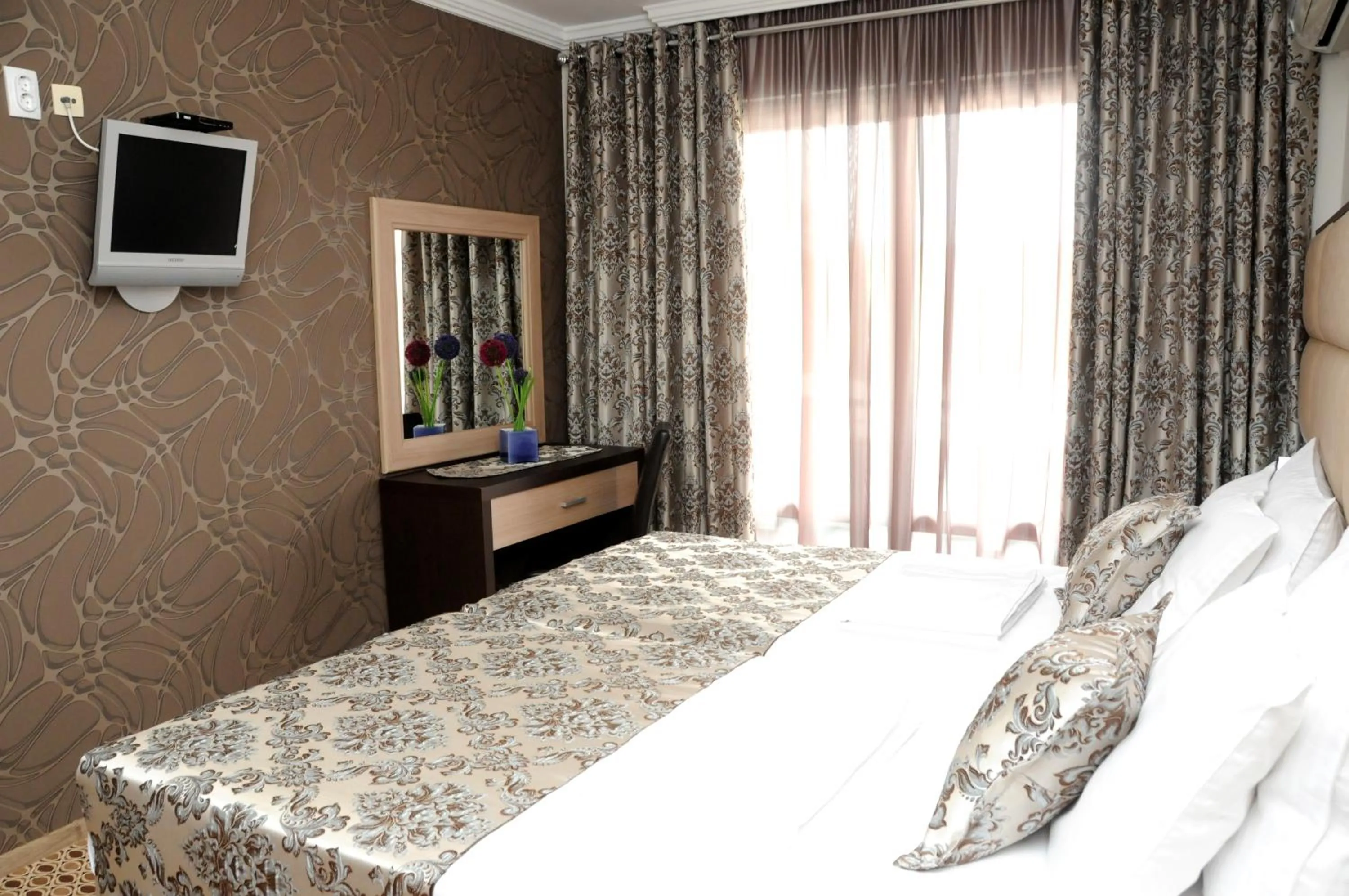 Bed in Hotel Lion