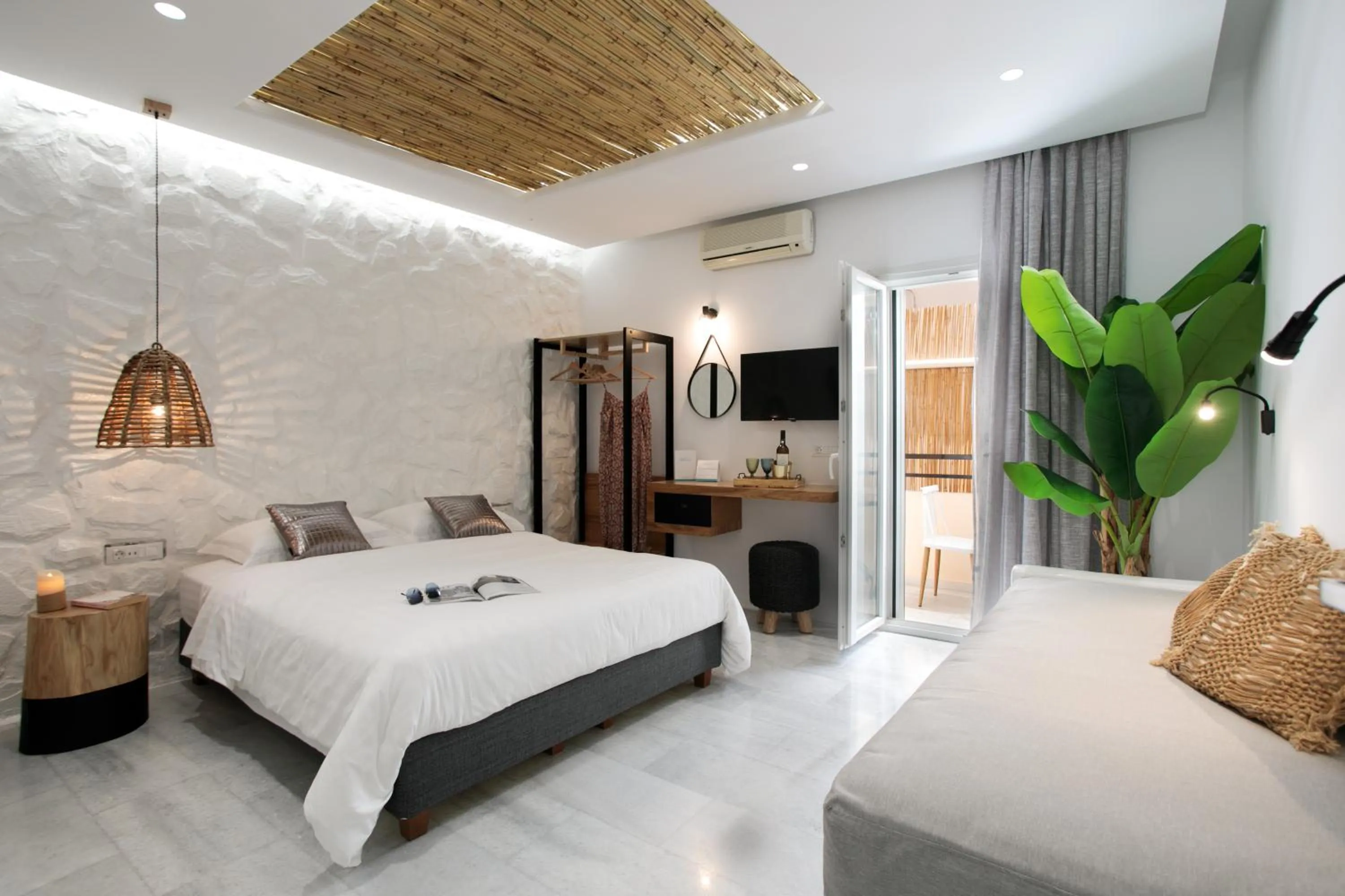 Bed in TERRA FOS NAXOS STUDIOS