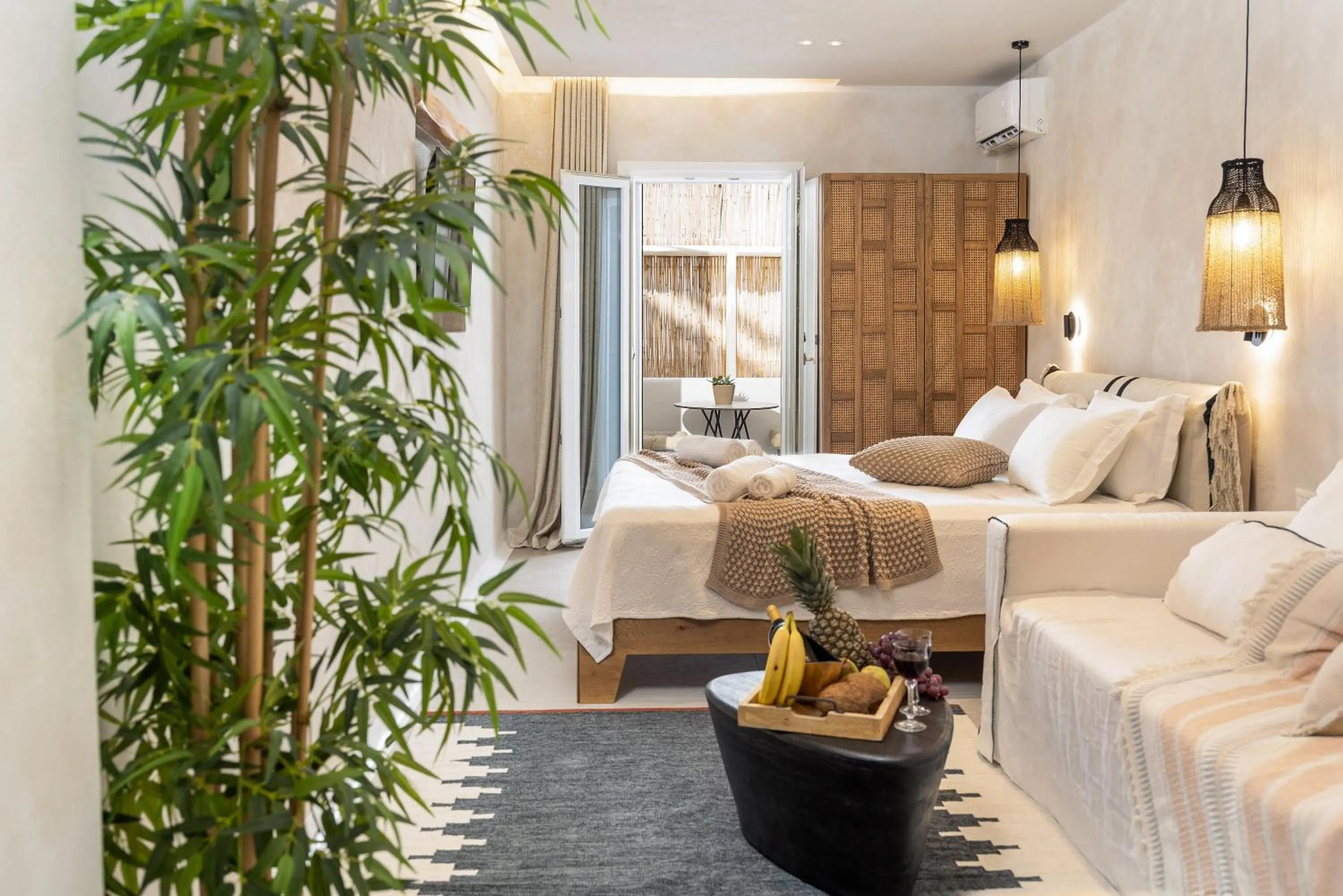 Bed in TERRA FOS NAXOS STUDIOS