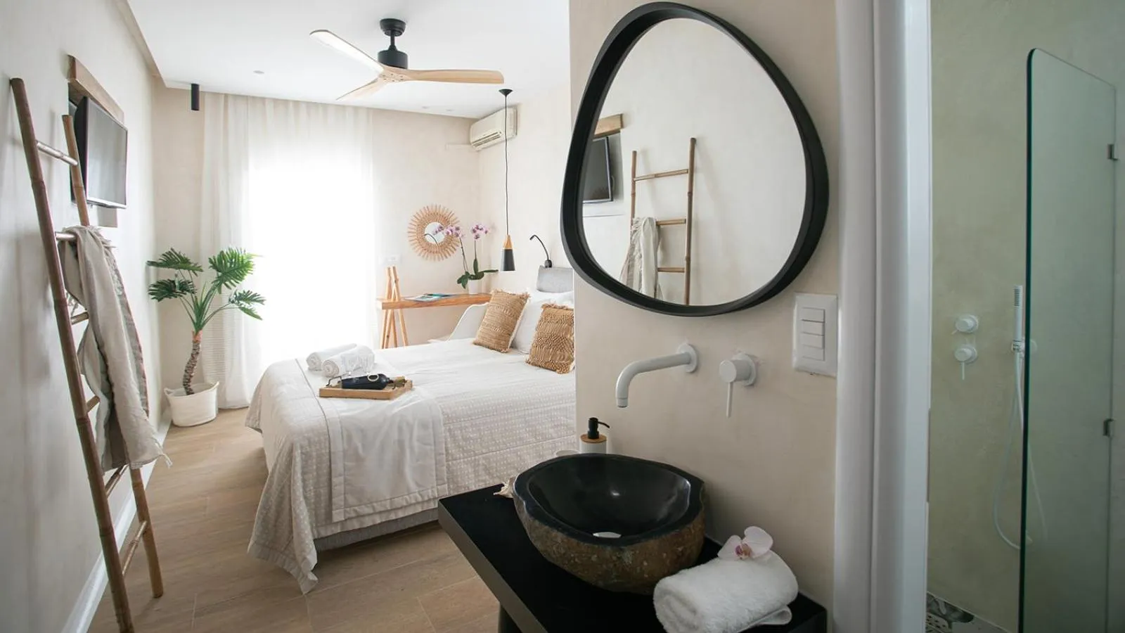 Bed in TERRA FOS NAXOS STUDIOS