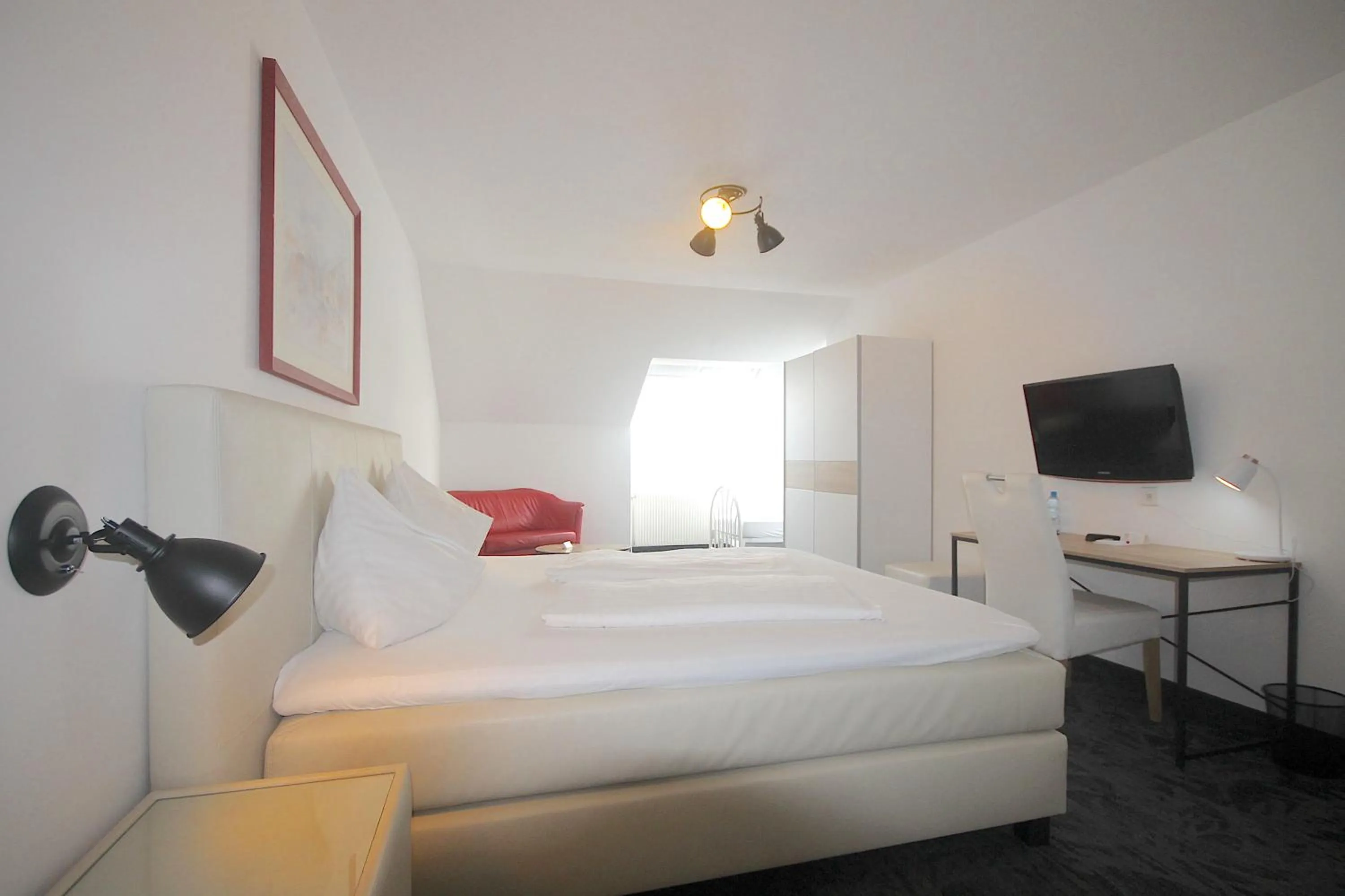 Photo of the whole room, Bed in Hotel Altmann