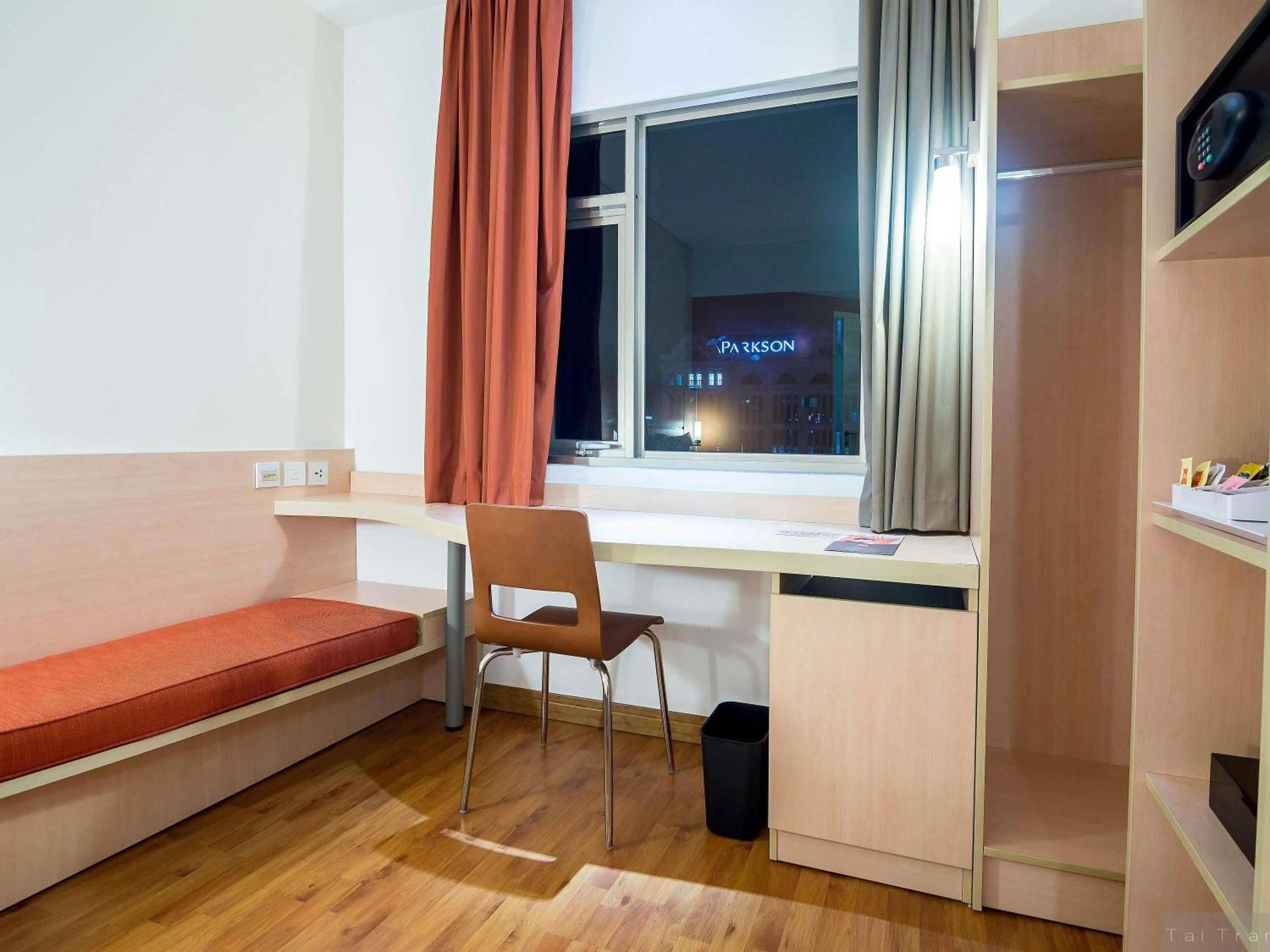 Bedroom, Bed in Ibis Saigon South