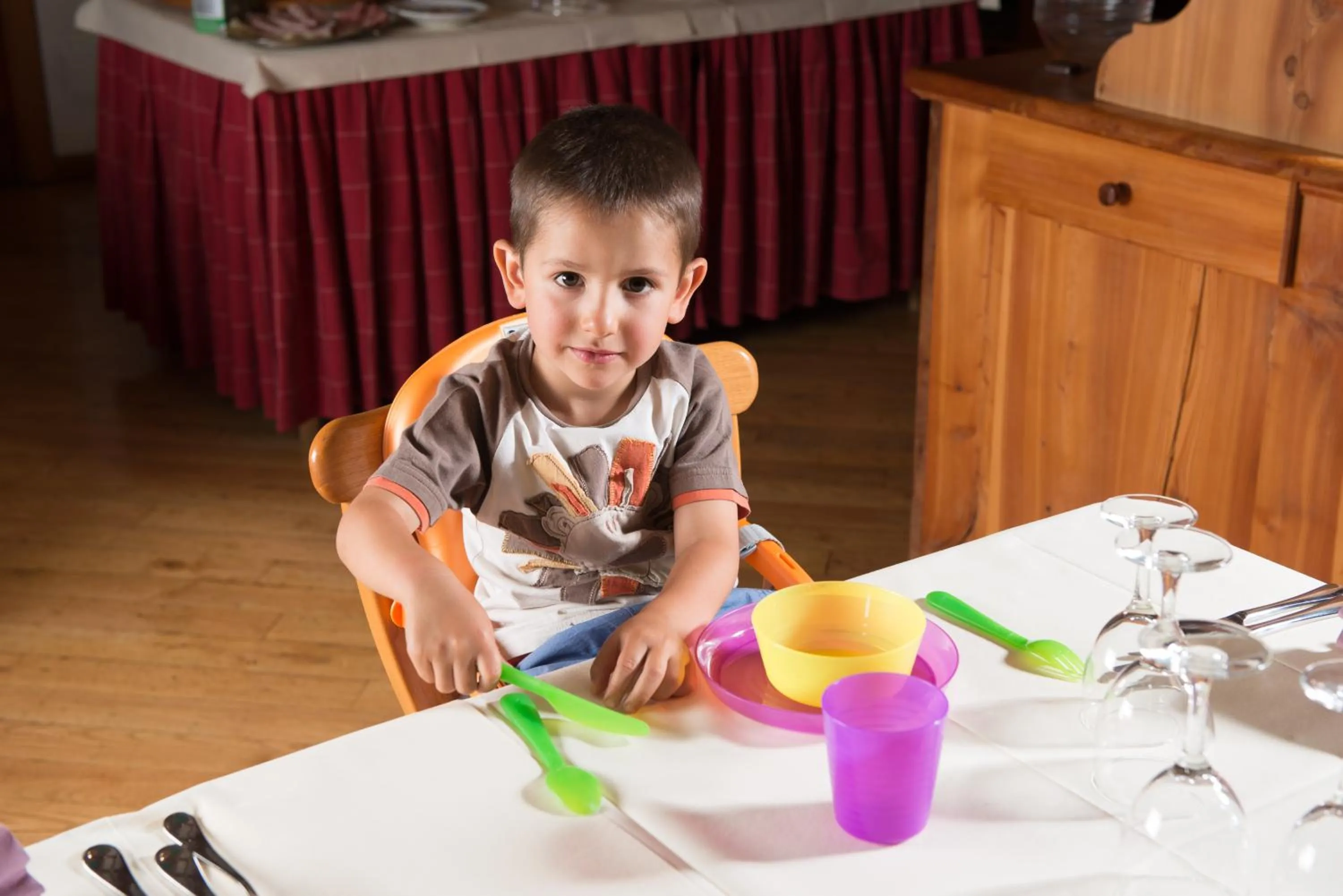 young children in Hotel Tourist