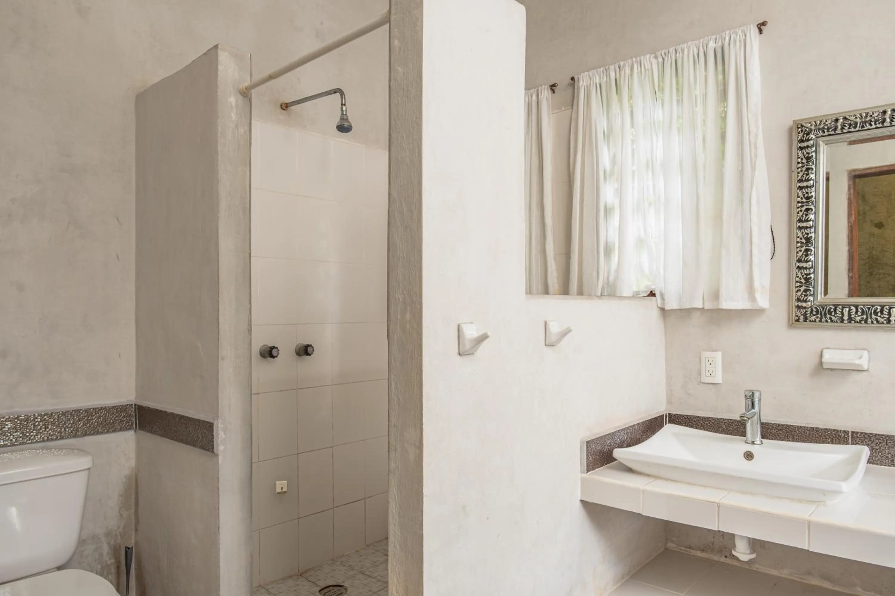 Bathroom in Hokhmah Heart Hotel