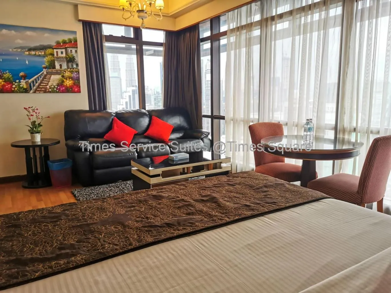 Bed in Times Service Suites @ Times Square