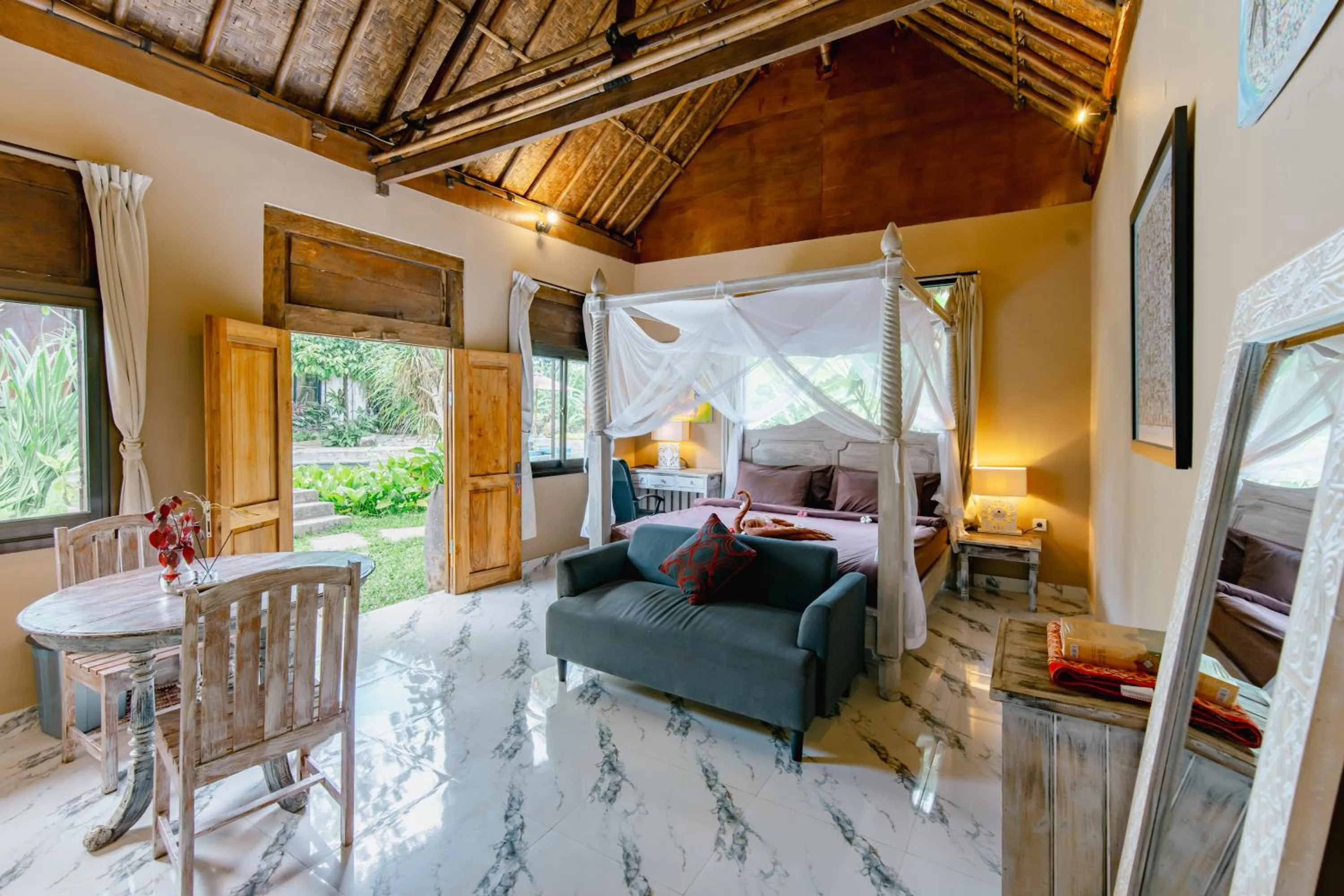 Bedroom, Bed in The Onion Collective