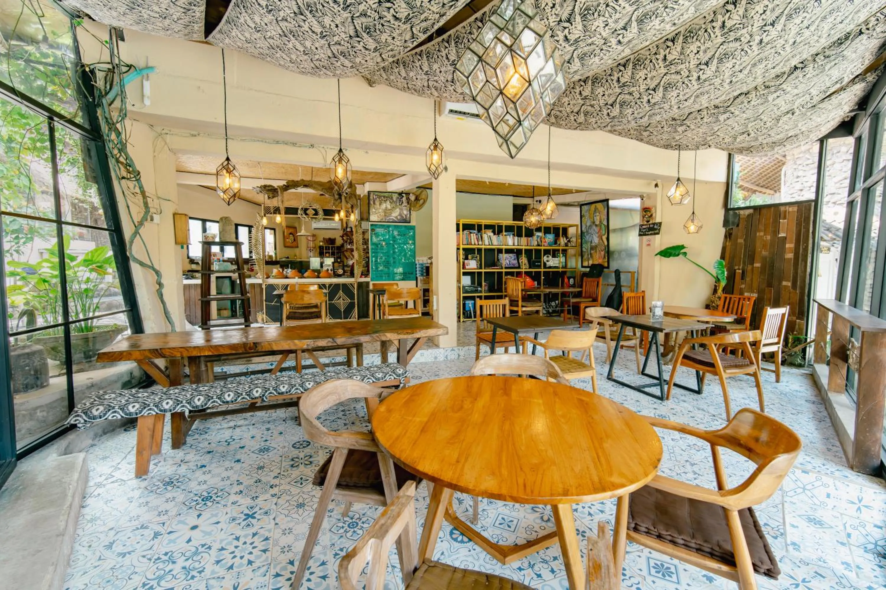 Restaurant/places to eat in The Onion Collective